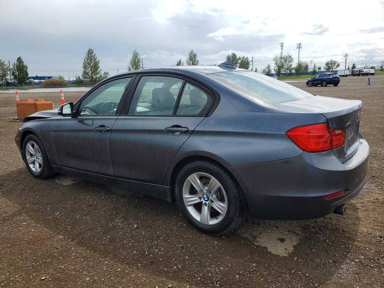 2014 Bmw 320 I Xdrive Серый vin: WBA3C3C56EF984088