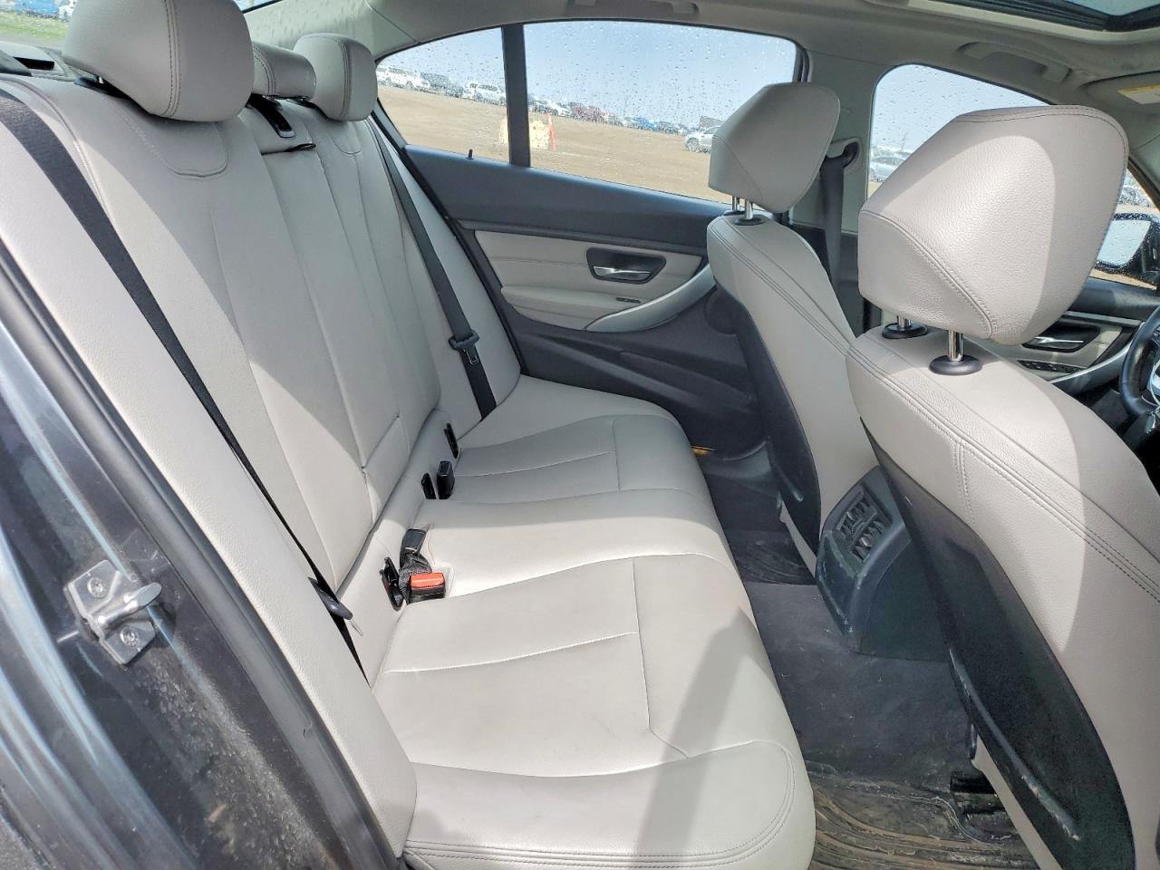 2014 Bmw 320 I Xdrive Серый vin: WBA3C3C56EF984088