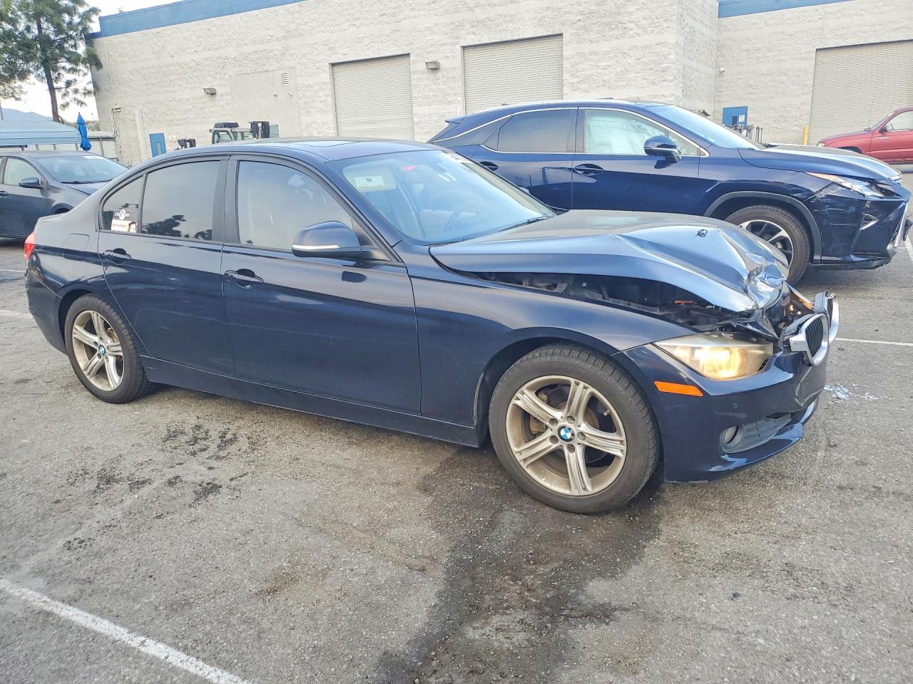 2014 Bmw 320 I Xdrive Blue vin: WBA3C3C56EF985368