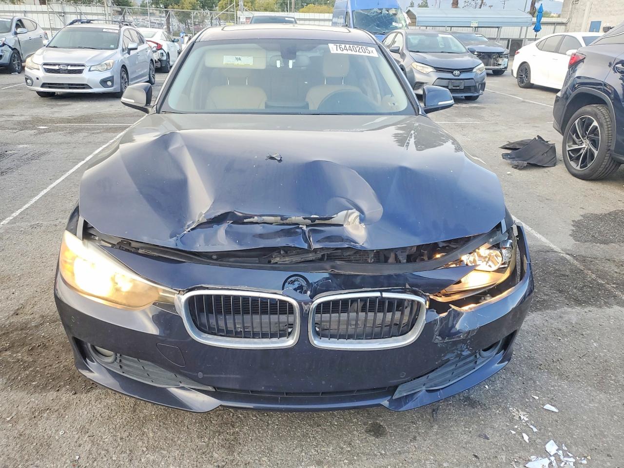 2014 Bmw 320 I Xdrive Blue vin: WBA3C3C56EF985368