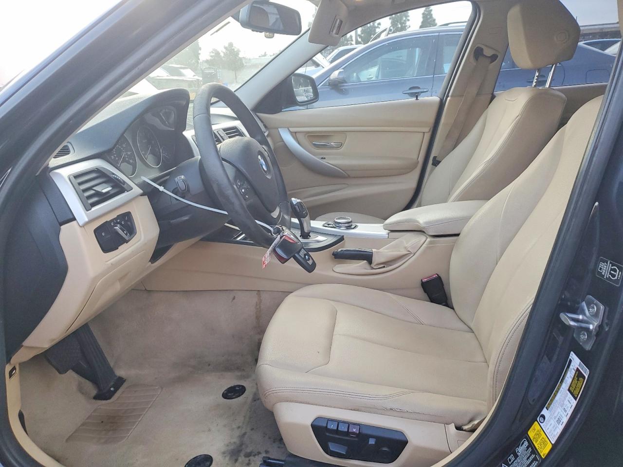 2014 Bmw 320 I Xdrive Blue vin: WBA3C3C56EF985368