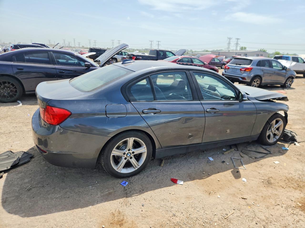 2013 Bmw 320 I Xdrive Gray vin: WBA3C3C57DF980761