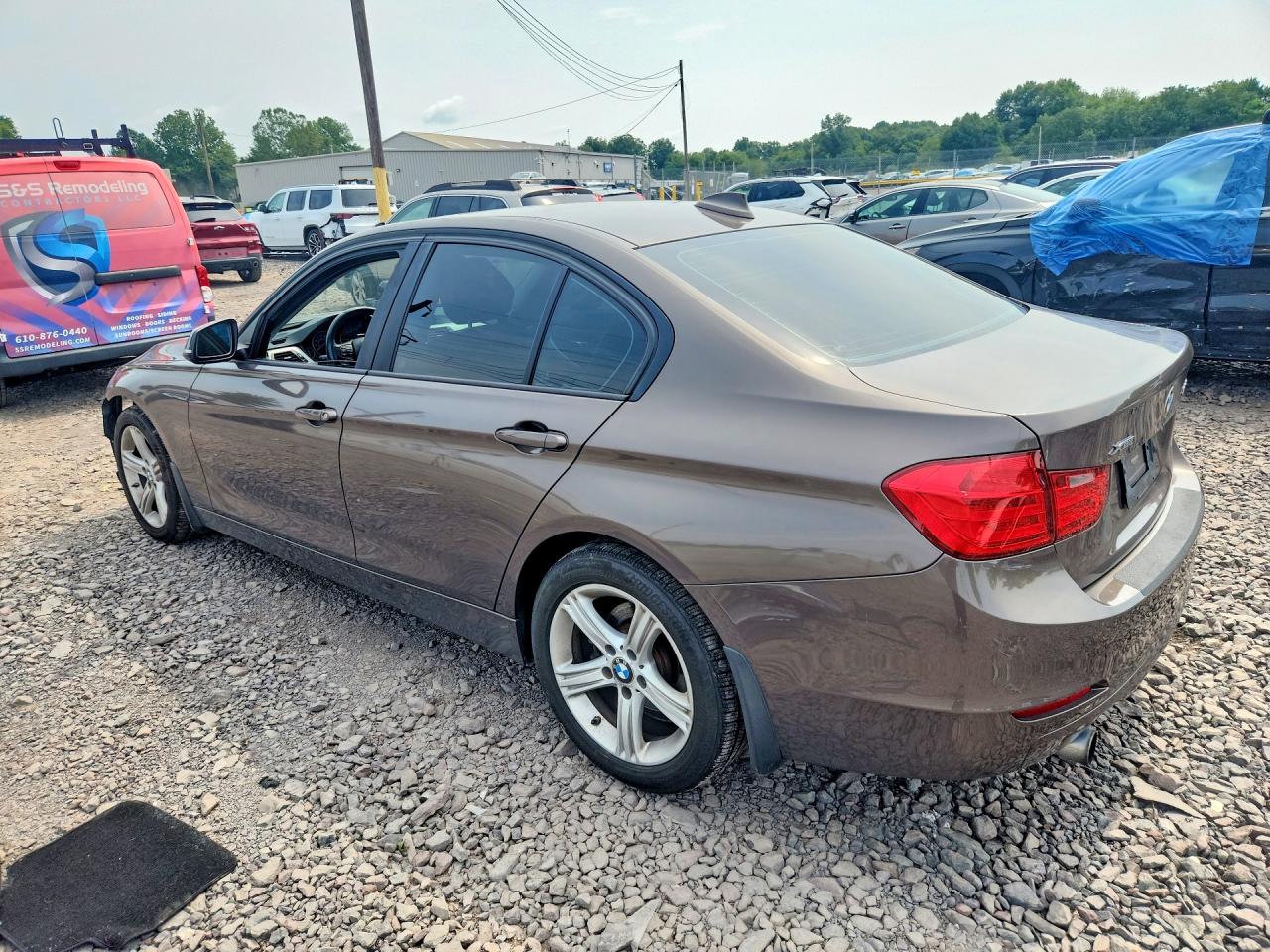 2014 Bmw 320 I Xdrive Коричневый vin: WBA3C3C57EF983757