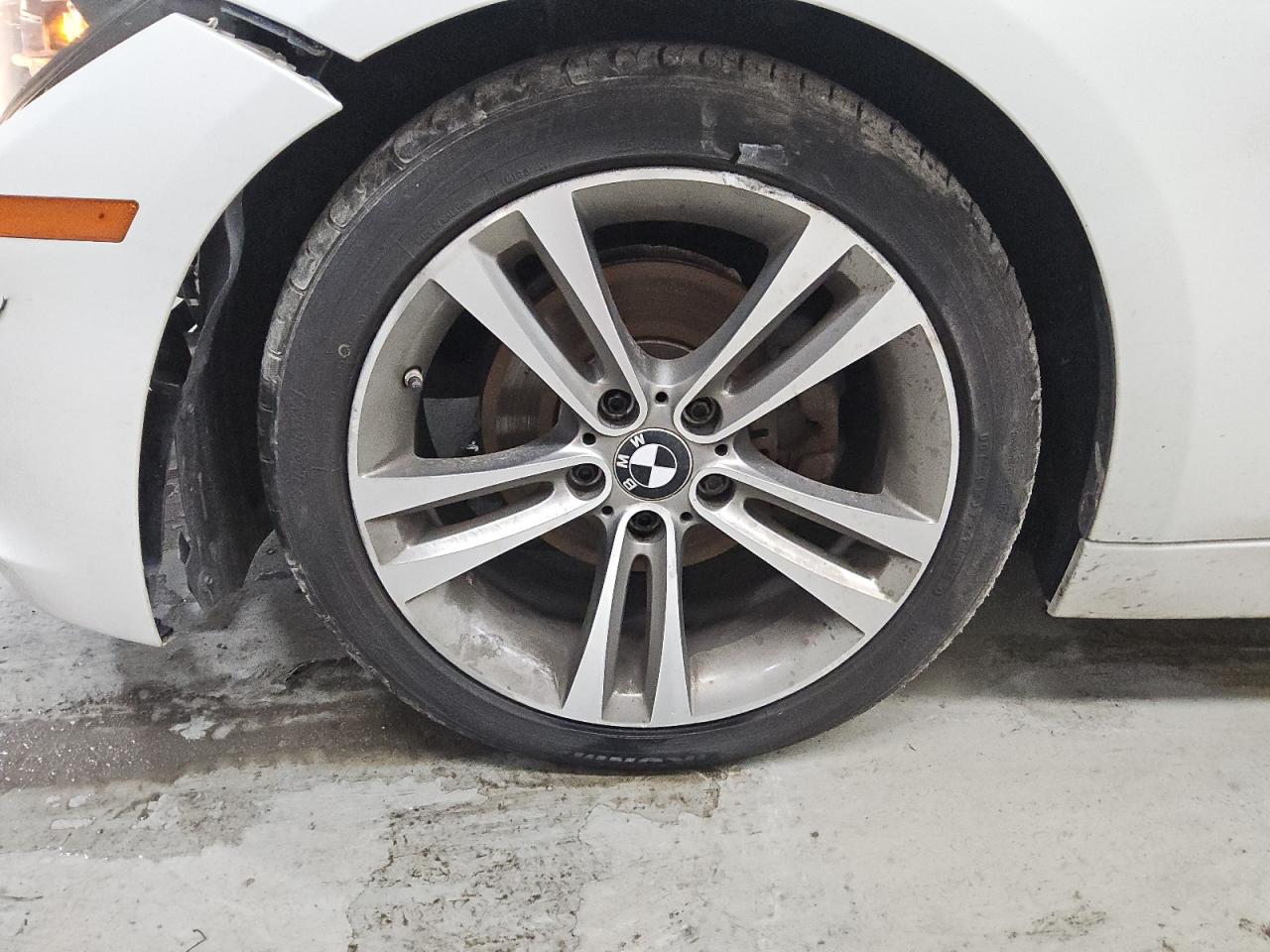 2015 Bmw 320 I Xdrive White vin: WBA3C3C57FK202468 Damage: Left Front Wheel, Curb Rash, 9 To 10 Inches
