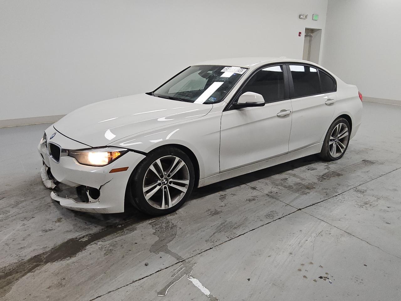 2015 Bmw 320 I Xdrive White vin: WBA3C3C57FK202468 Damage: Left Rear Door, Dent(S) W/ Paint Dmg, 1/8 To 1/2 Inch