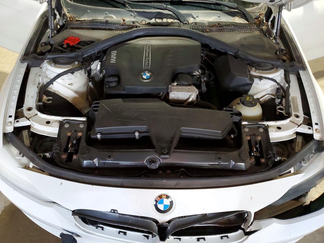 2015 Bmw 320 I Xdrive White vin: WBA3C3C58FP662886