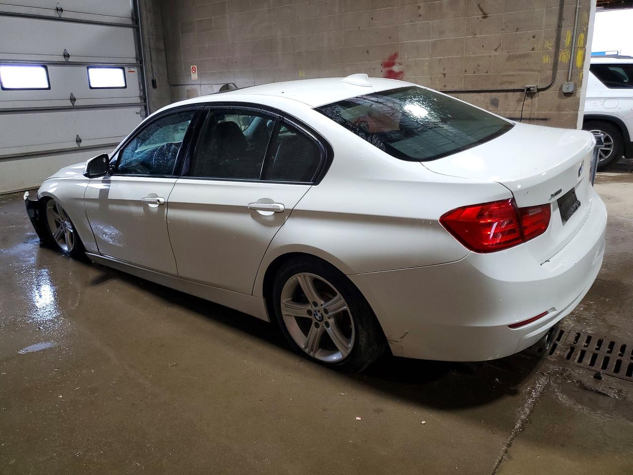 2015 Bmw 320 I Xdrive White vin: WBA3C3C58FP662886