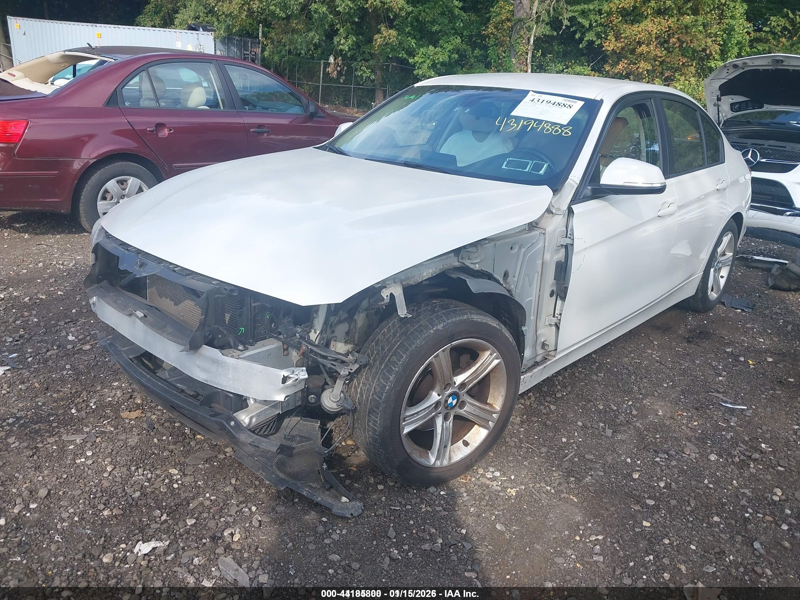 2013 Bmw 320i Xdrive White vin: WBA3C3C59DF979417