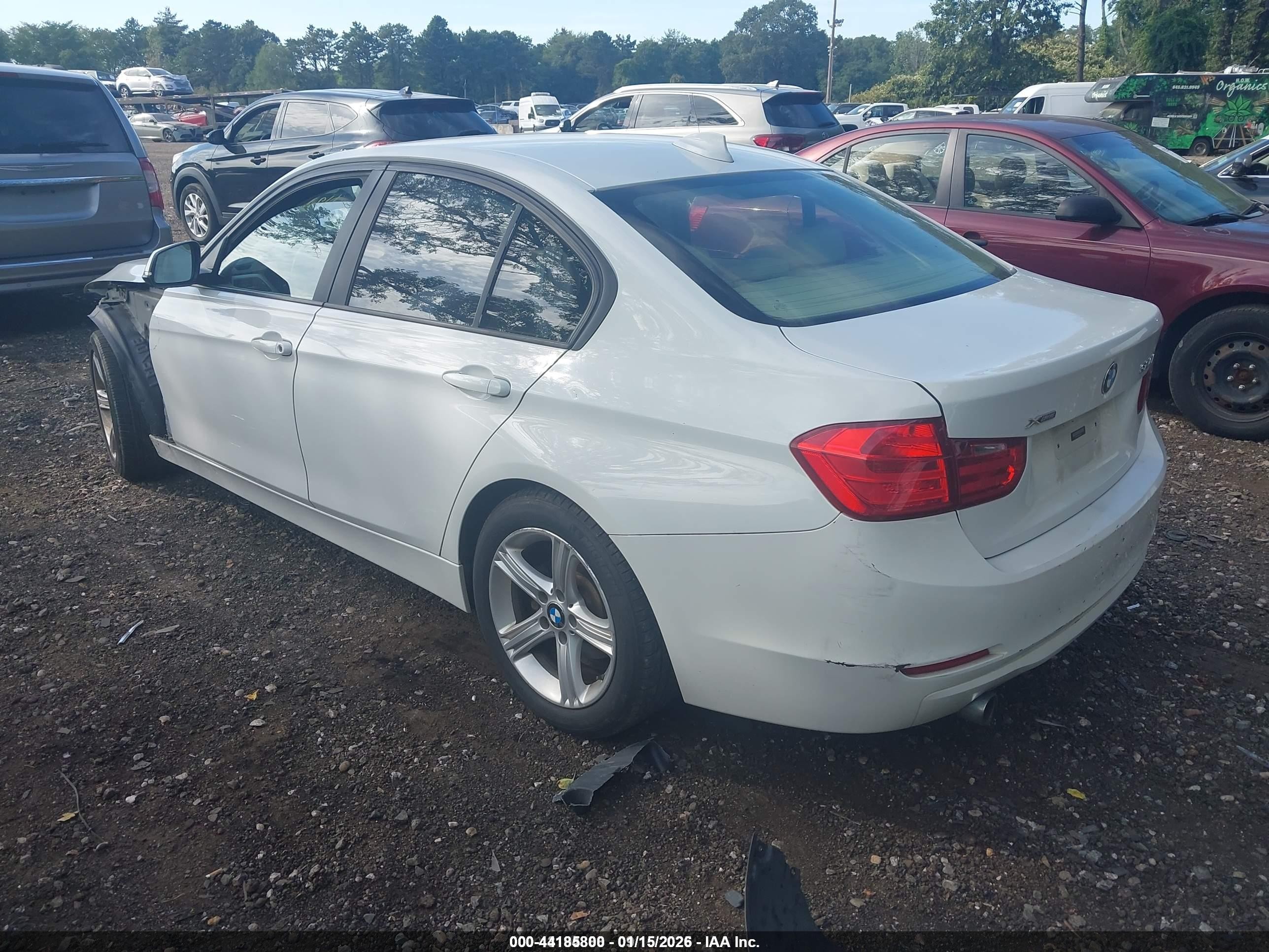 2013 Bmw 320i Xdrive White vin: WBA3C3C59DF979417