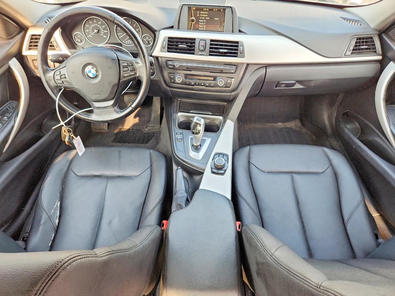 2013 Bmw 320 I Xdrive White vin: WBA3C3C59DF983192