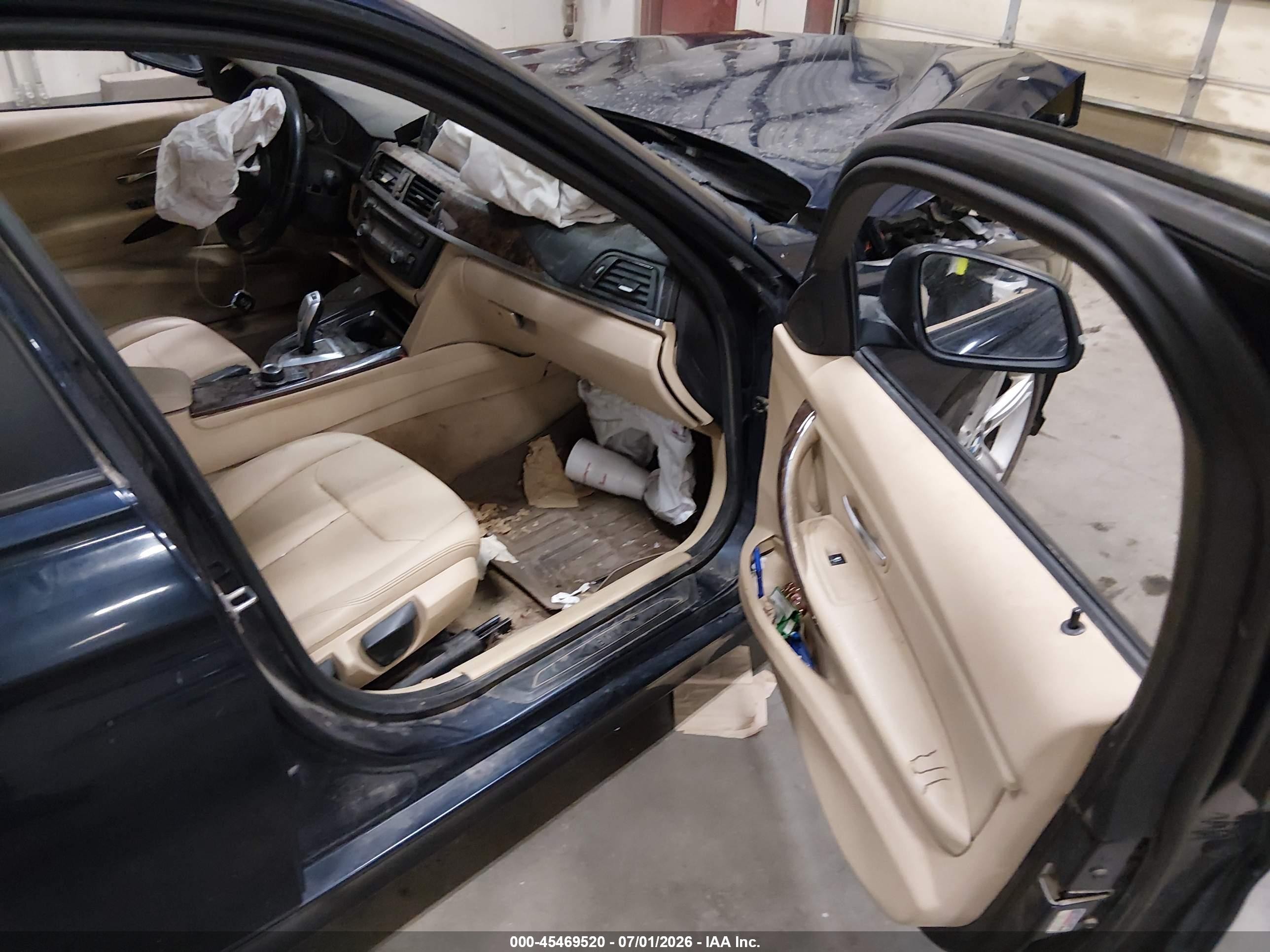 2014 Bmw 320i Xdrive Blue vin: WBA3C3C59EF983758