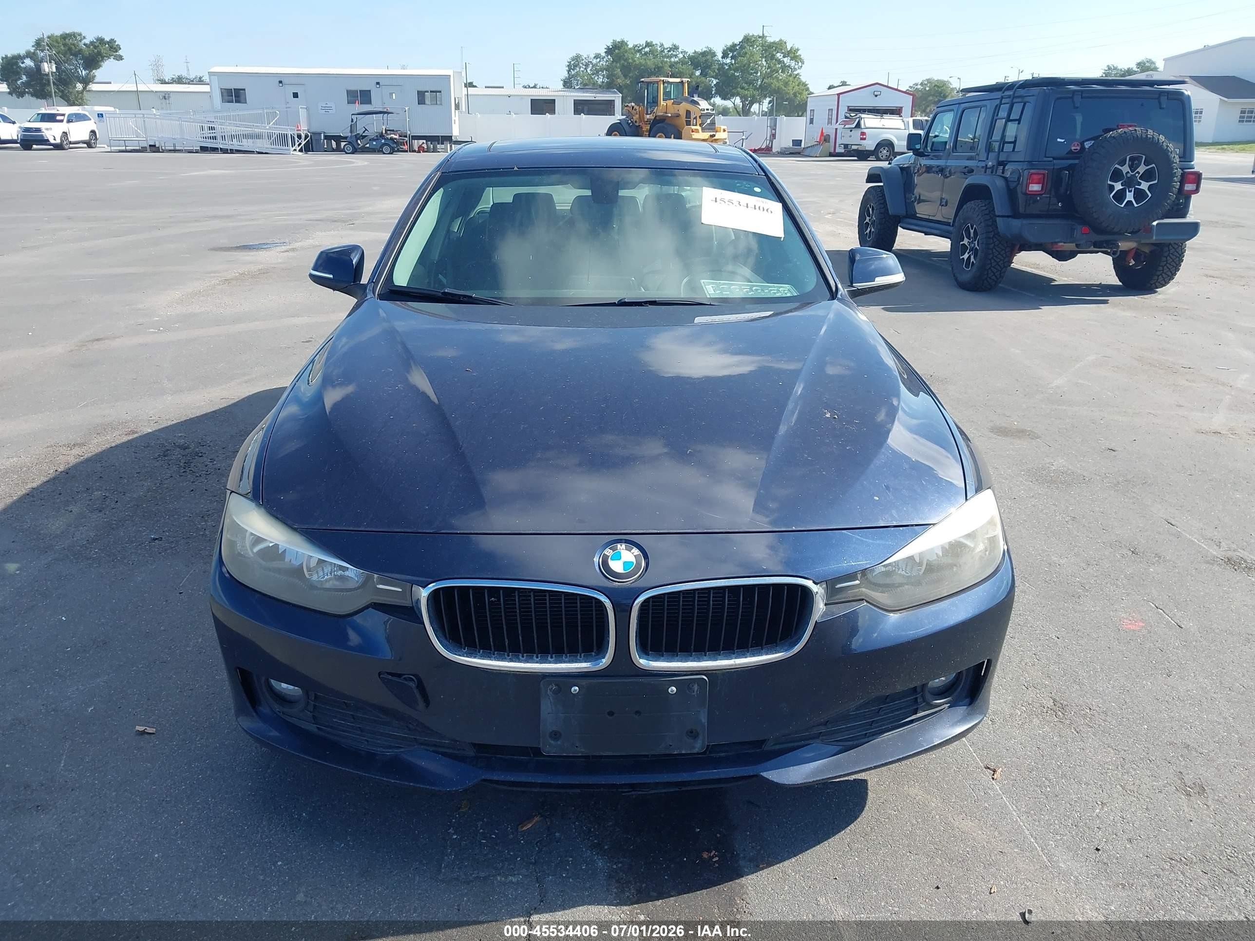 2015 Bmw 320i Xdrive Синий vin: WBA3C3C59FK202844