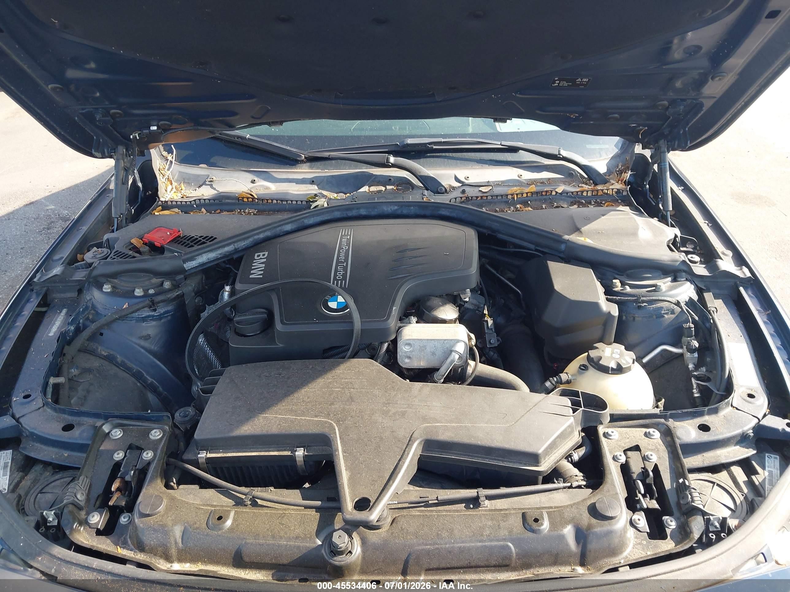 2015 Bmw 320i Xdrive Синий vin: WBA3C3C59FK202844
