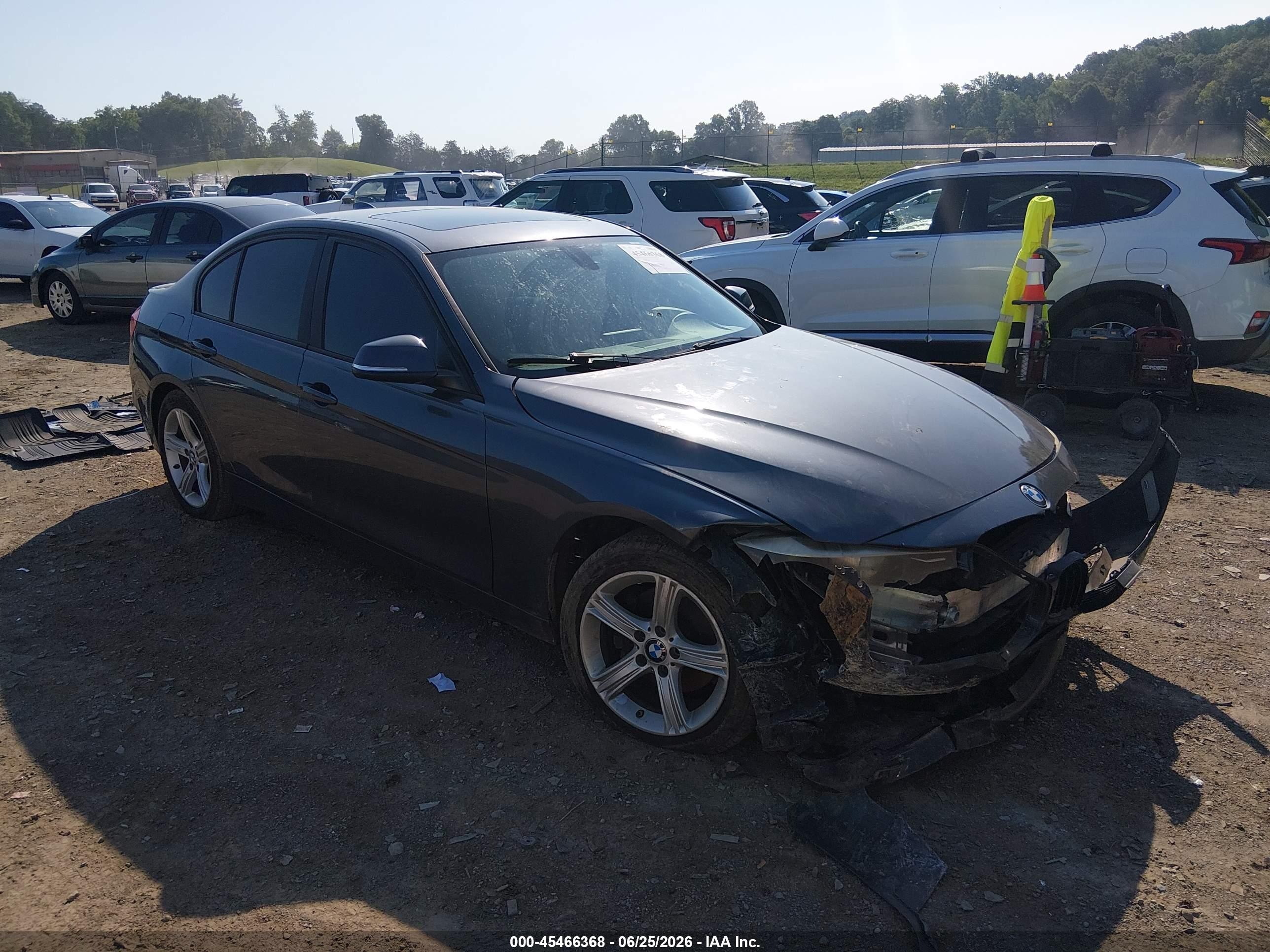 2013 Bmw 320i Xdrive Silver vin: WBA3C3C5XDF981662