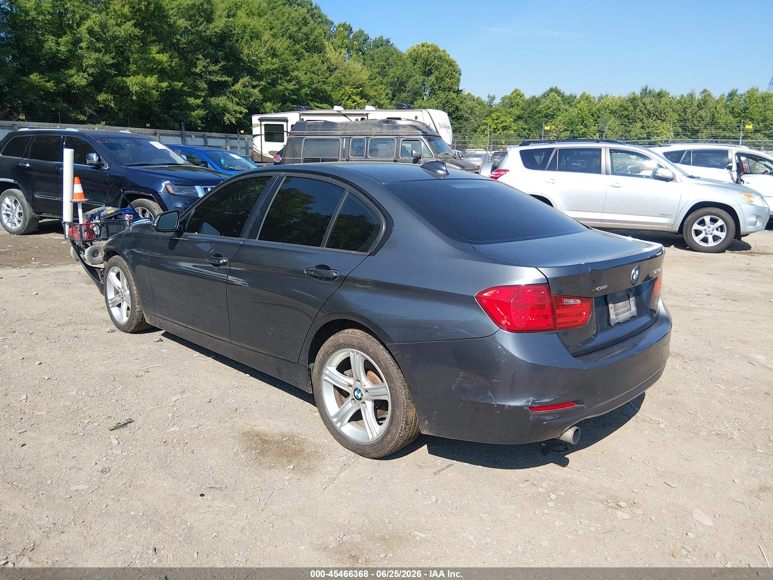 2013 Bmw 320i Xdrive Silver vin: WBA3C3C5XDF981662