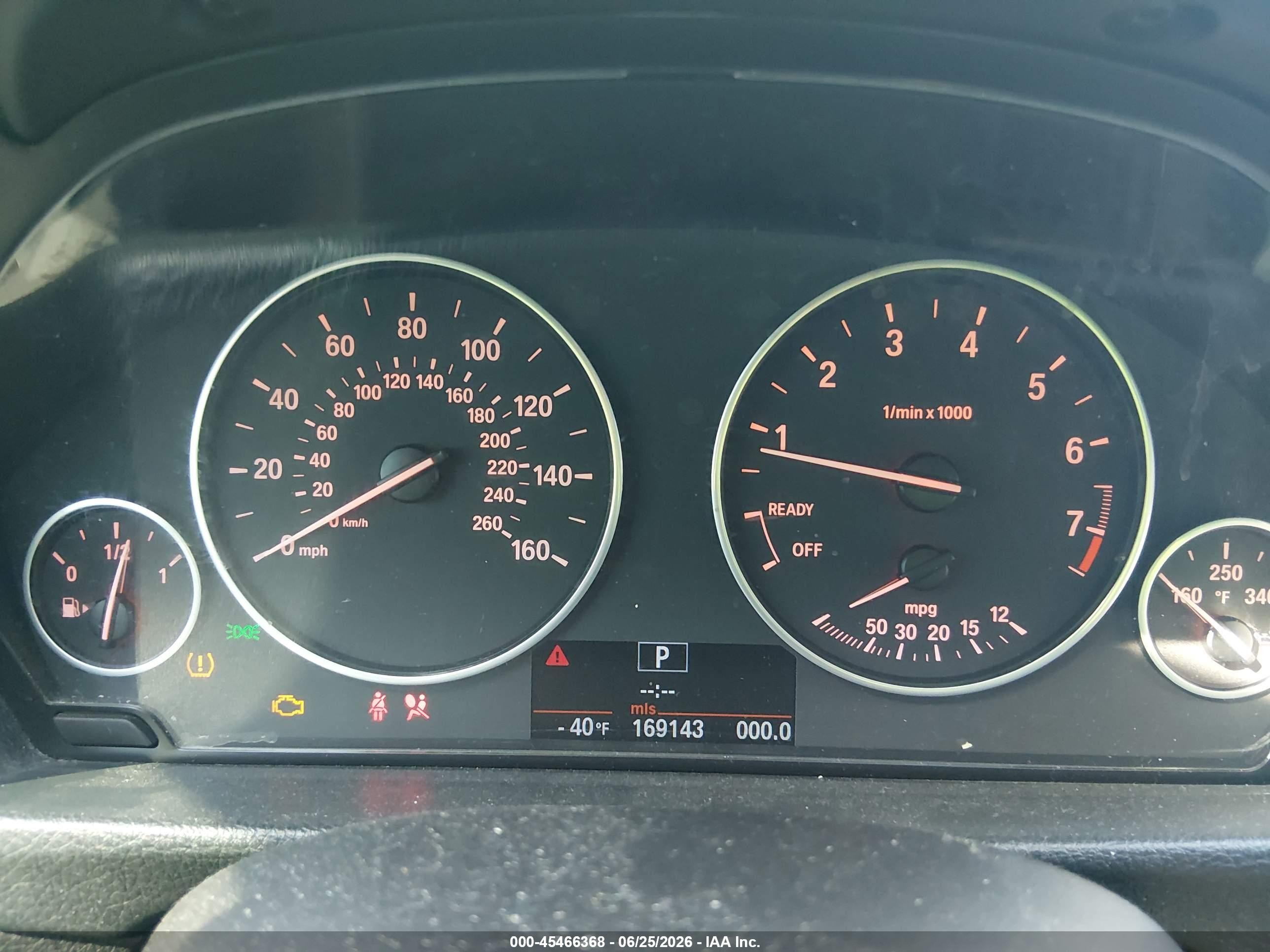 2013 Bmw 320i Xdrive Silver vin: WBA3C3C5XDF981662