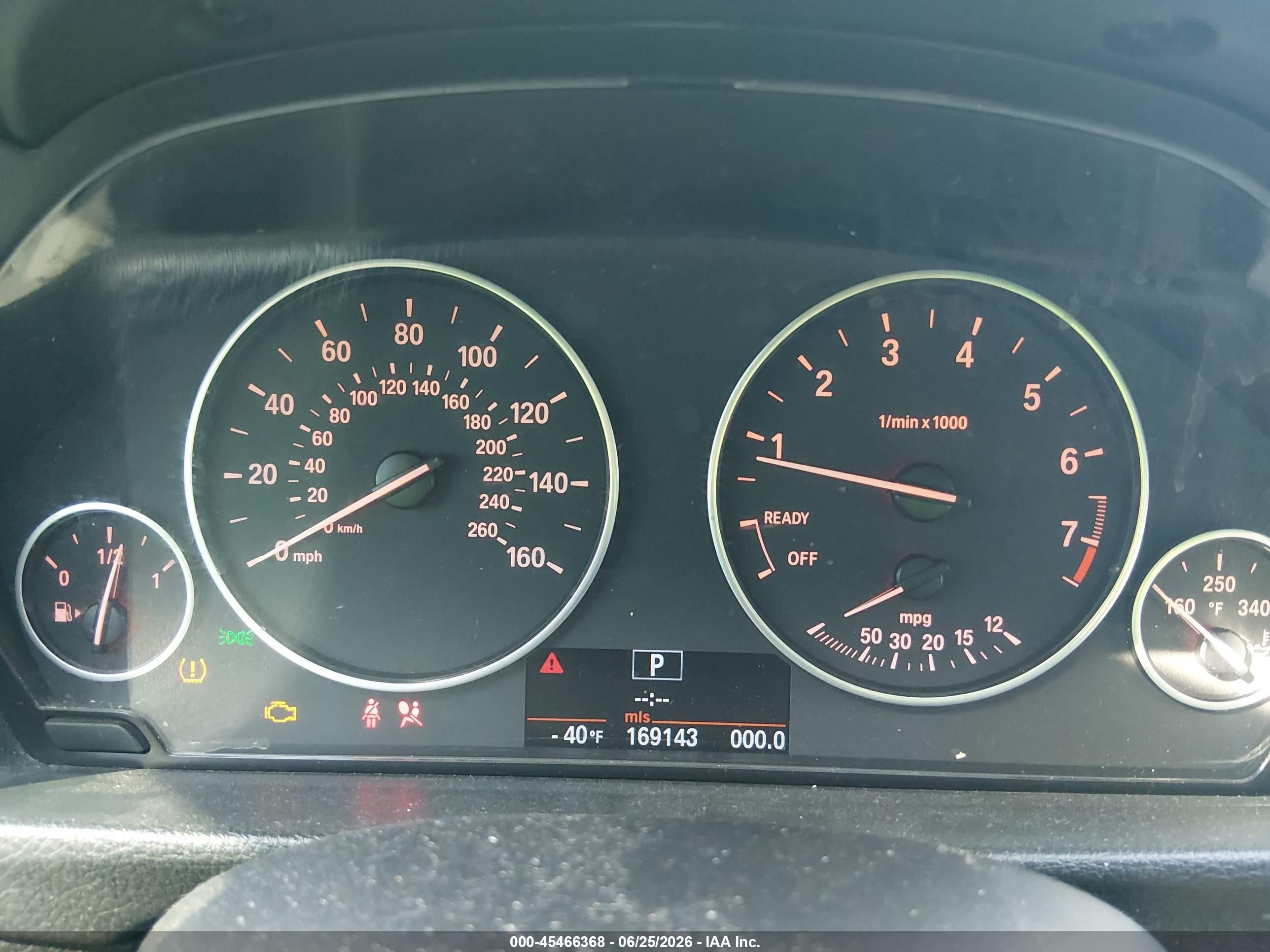 2013 Bmw 320i Xdrive Silver vin: WBA3C3C5XDF981662