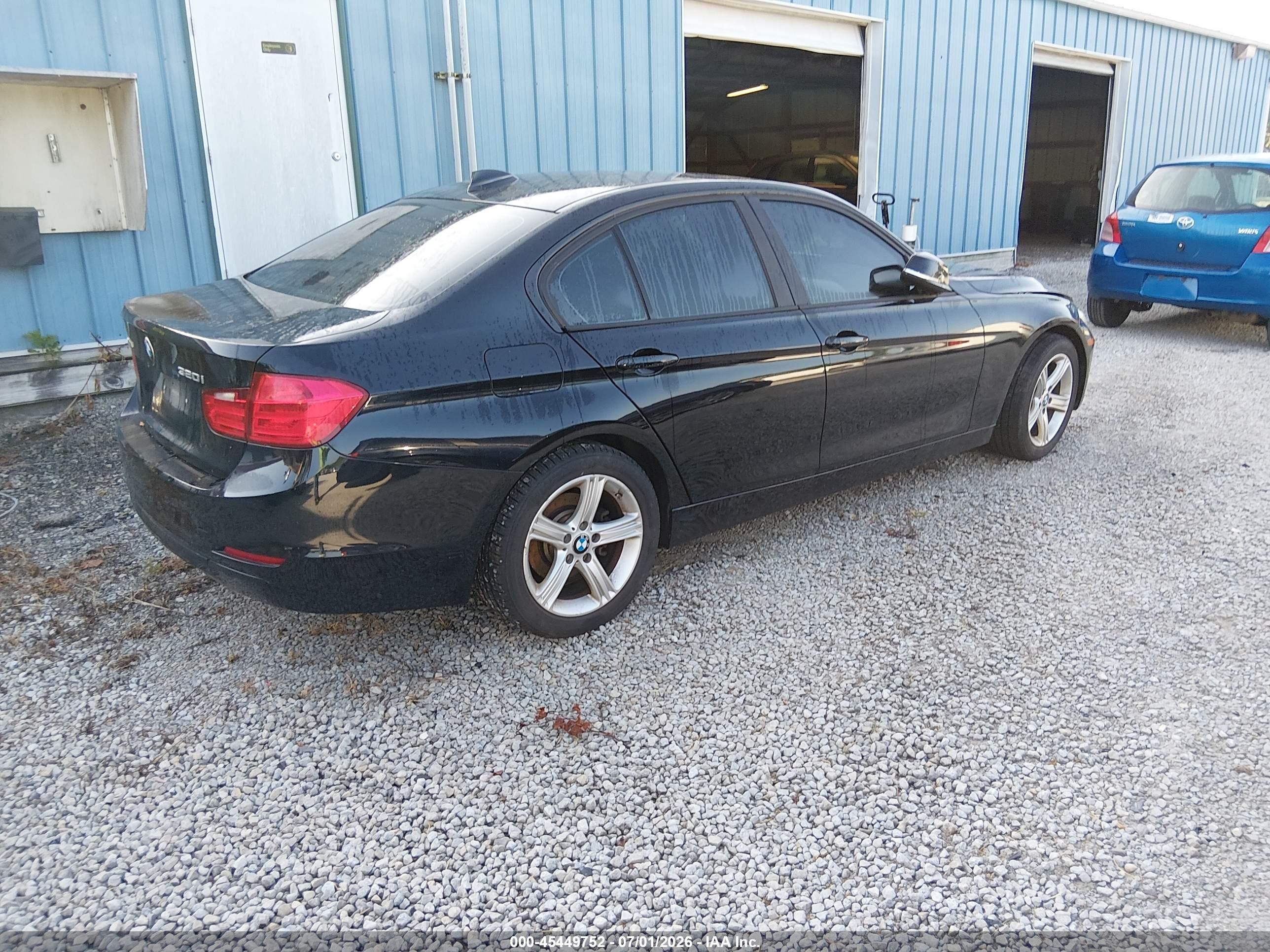 2015 Bmw 320i Xdrive Черный vin: WBA3C3C5XFK202206
