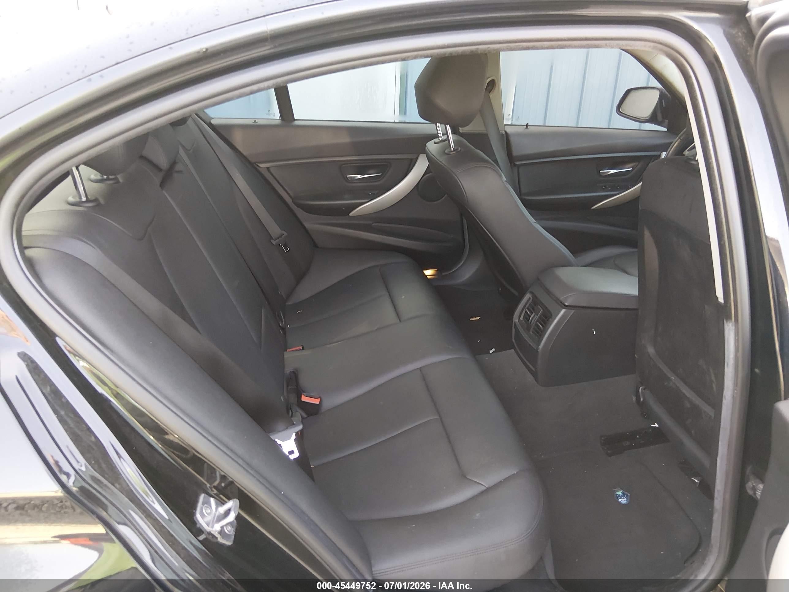 2015 Bmw 320i Xdrive Черный vin: WBA3C3C5XFK202206