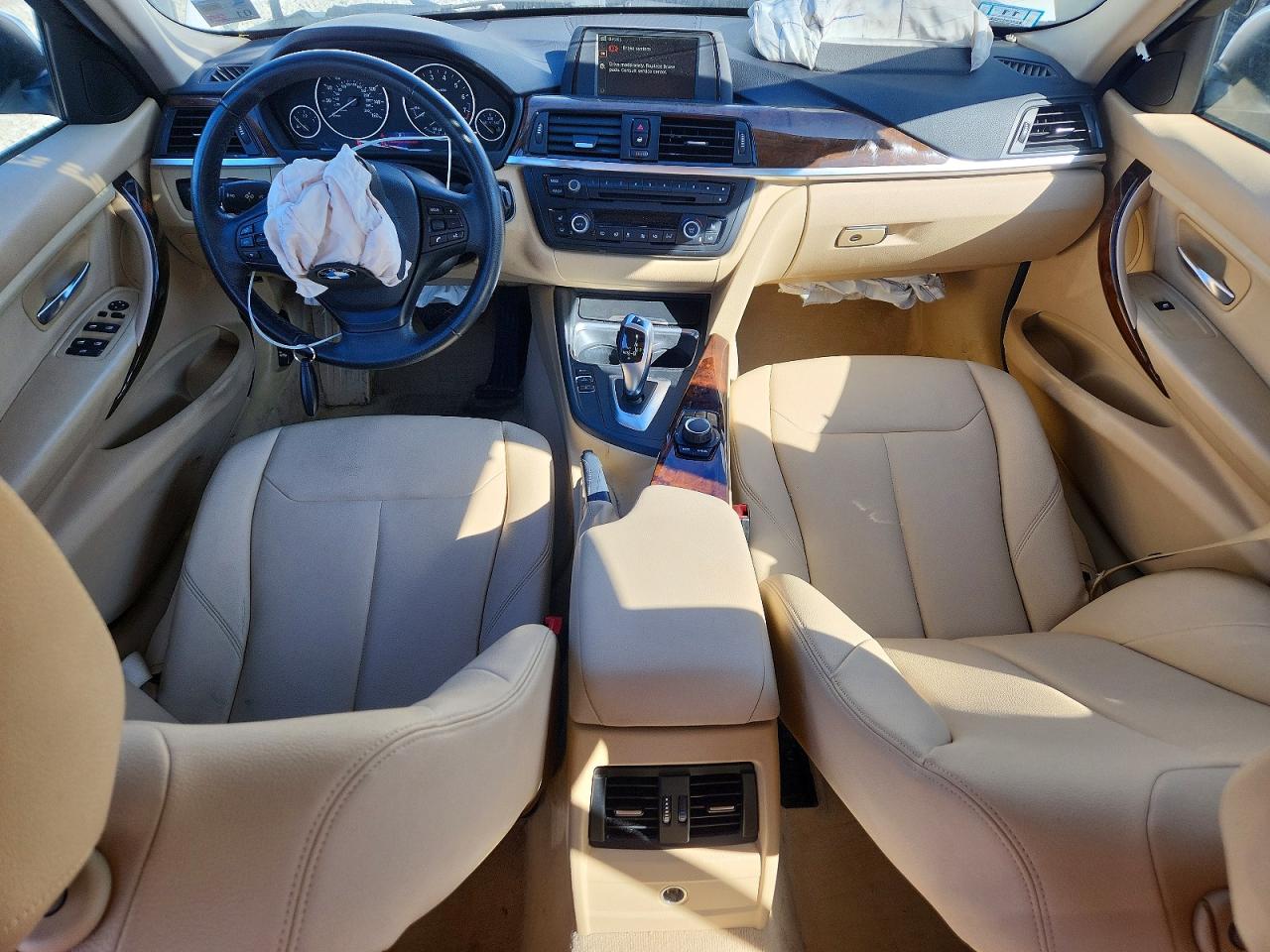 2014 Bmw 320 I Xdrive White vin: WBA3C3G50ENS68111
