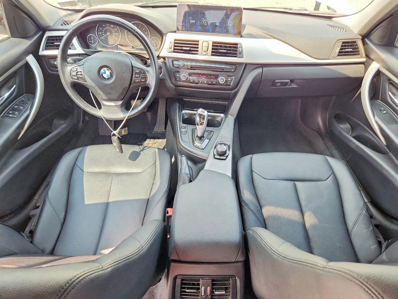 2014 Bmw 320 I Xdrive White vin: WBA3C3G50ENS69212