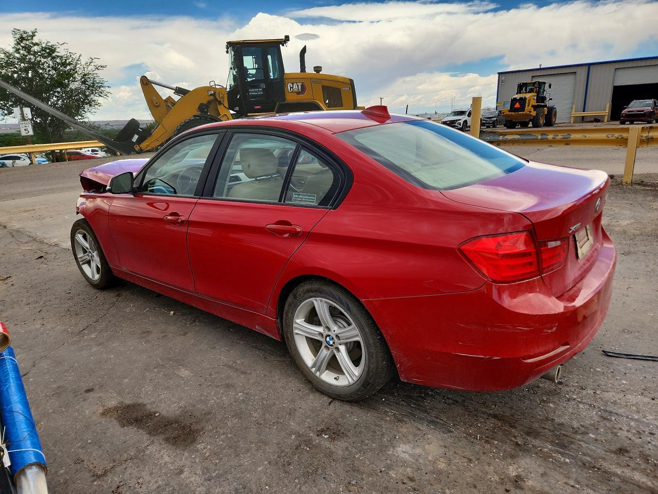 2014 Bmw 320 I Xdrive Red vin: WBA3C3G50ENS71235