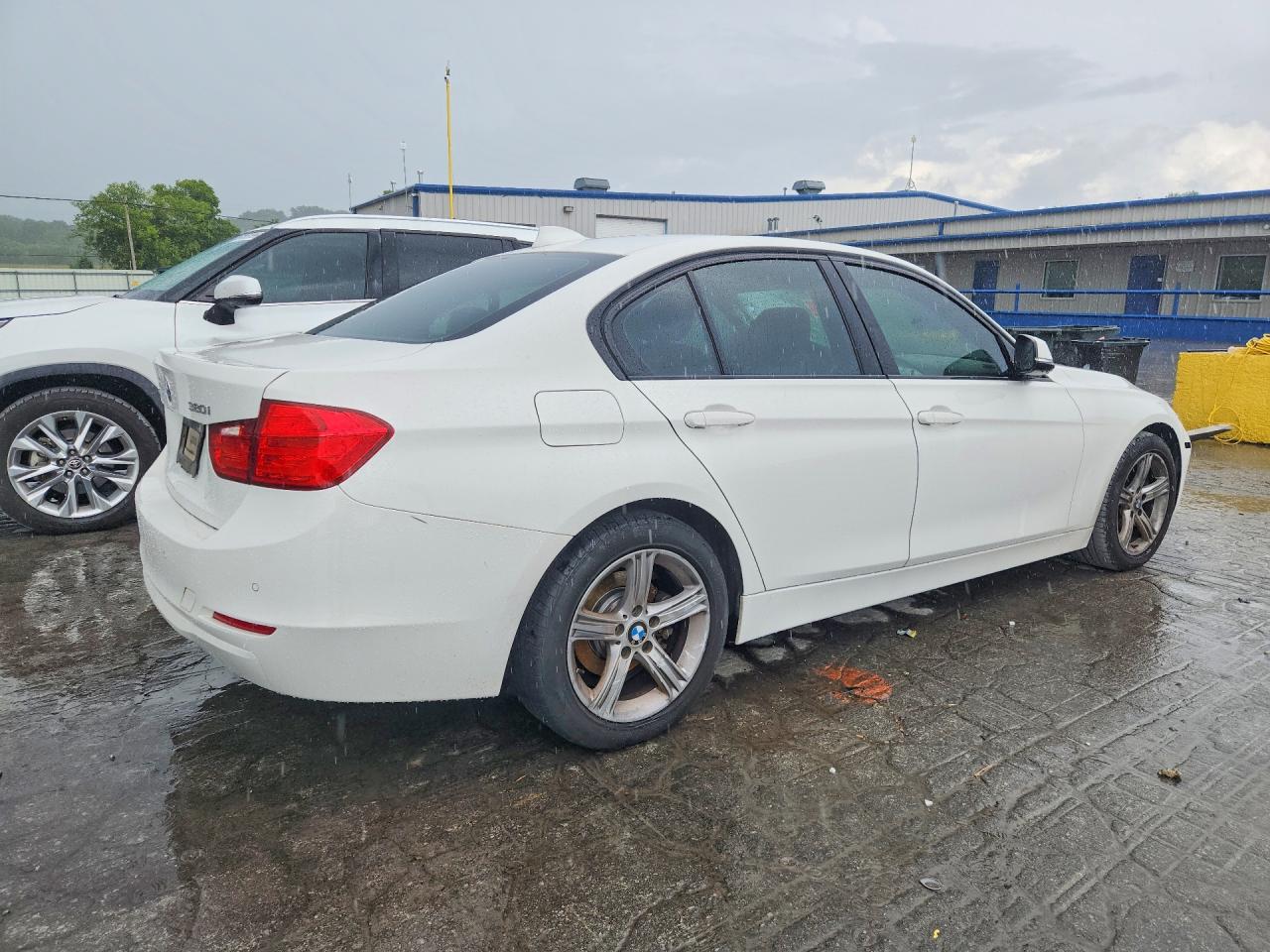 2015 Bmw 320 I Xdrive White vin: WBA3C3G50FNS75285