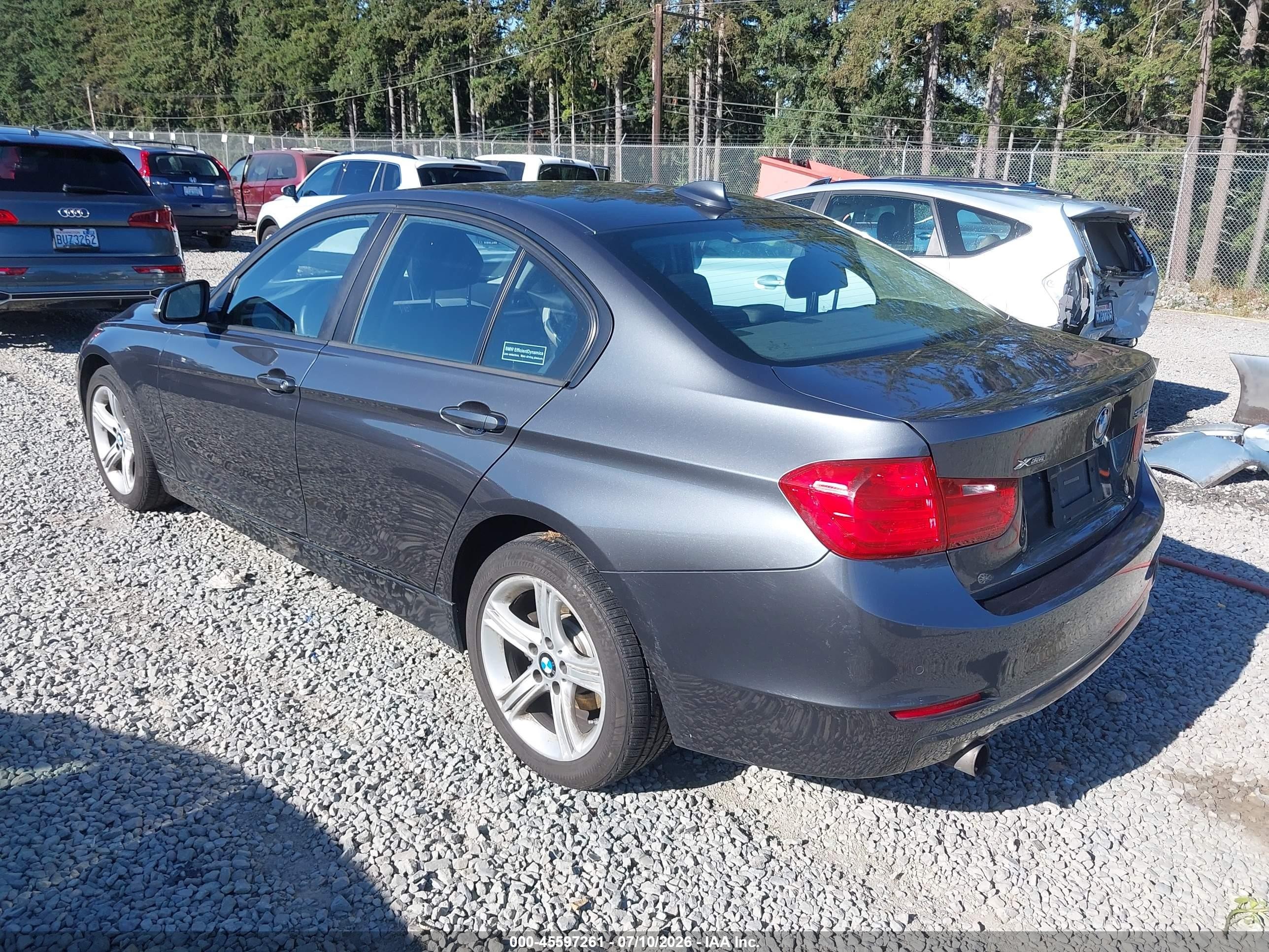 2015 Bmw 320i Xdrive Gray vin: WBA3C3G50FNS76145