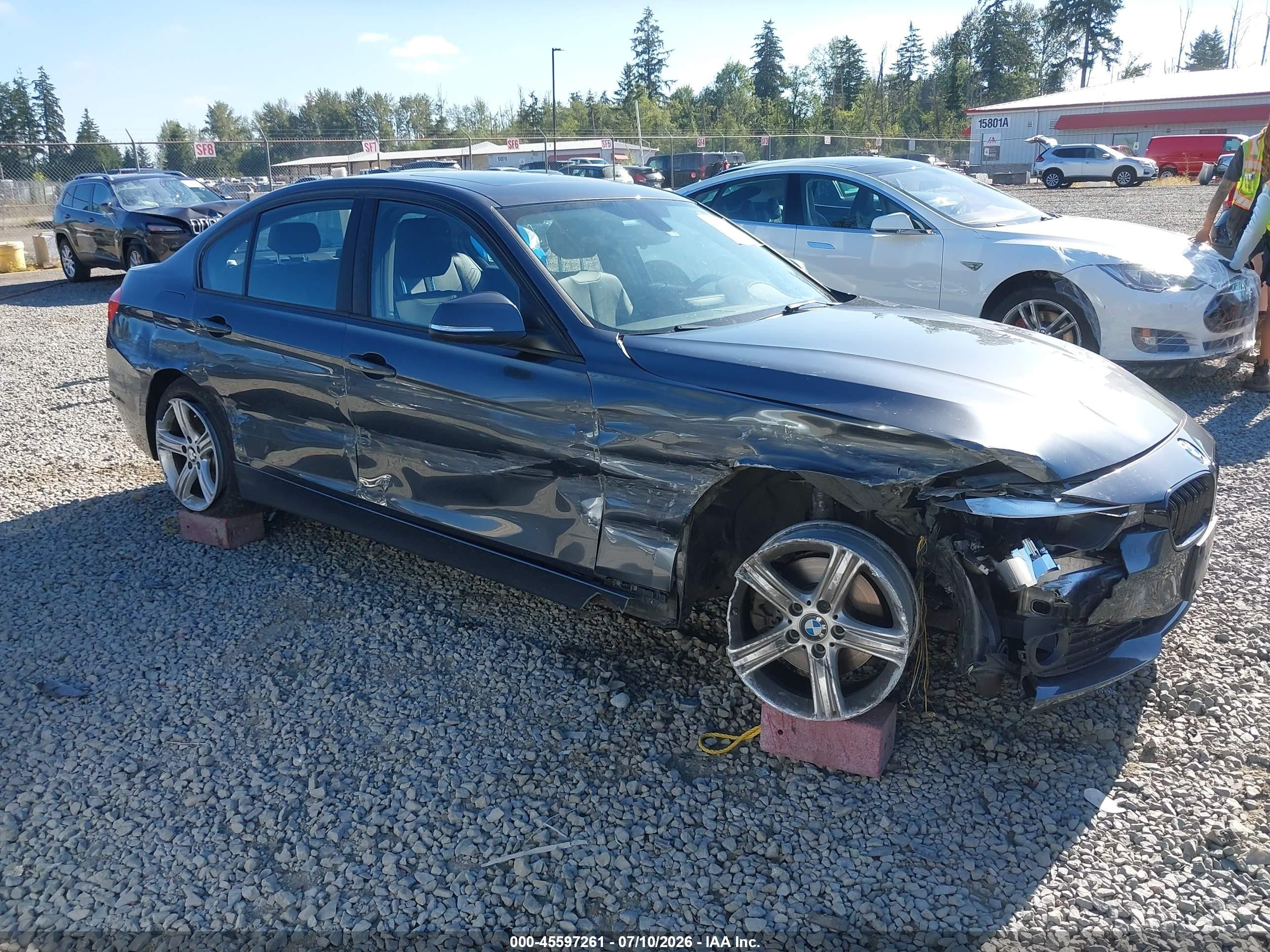 2015 Bmw 320i Xdrive Gray vin: WBA3C3G50FNS76145