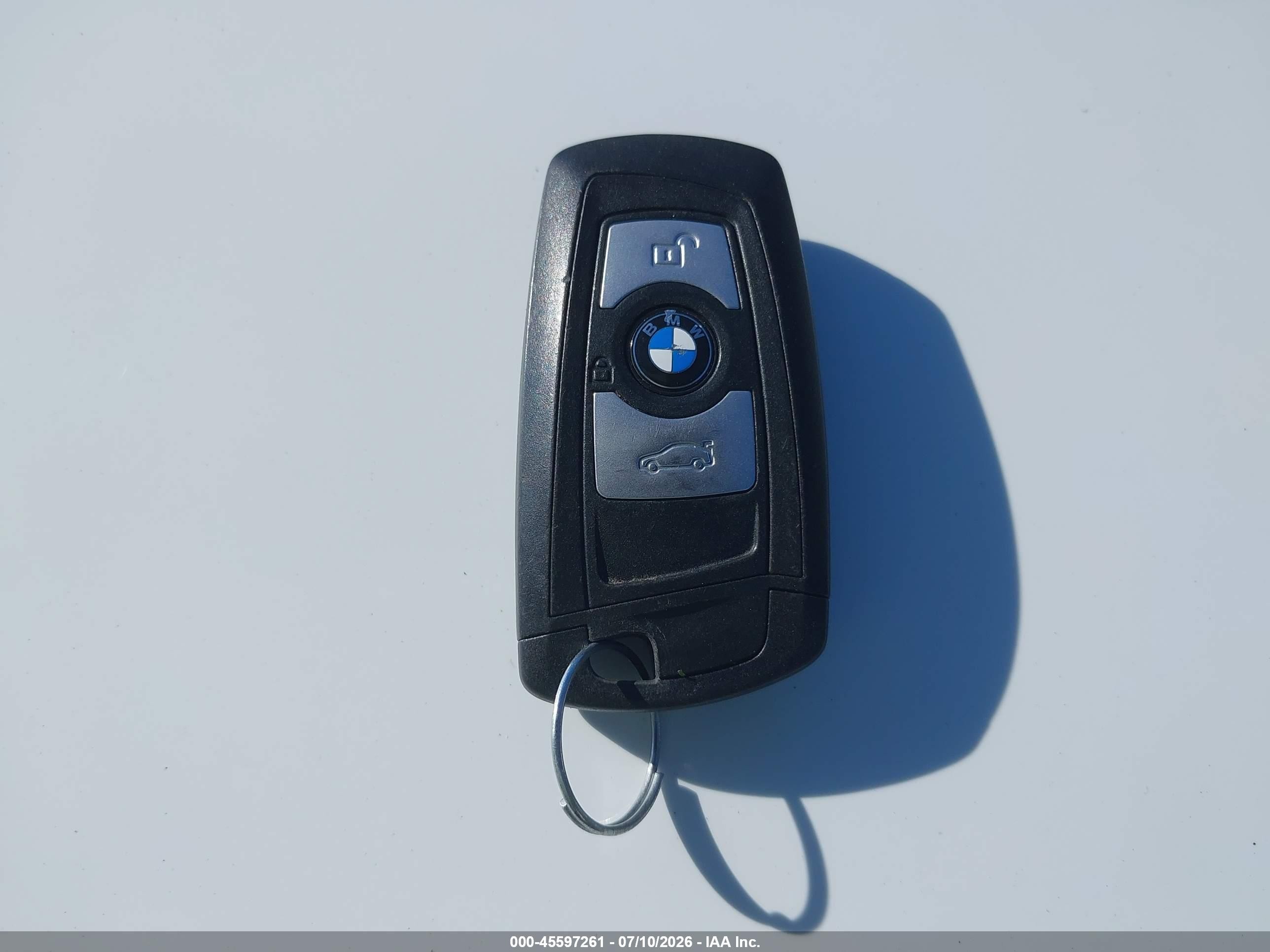 2015 Bmw 320i Xdrive Gray vin: WBA3C3G50FNS76145
