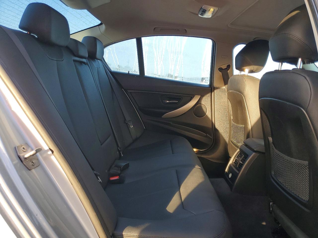2015 Bmw 320 I Xdrive Silver vin: WBA3C3G50FNT51118
