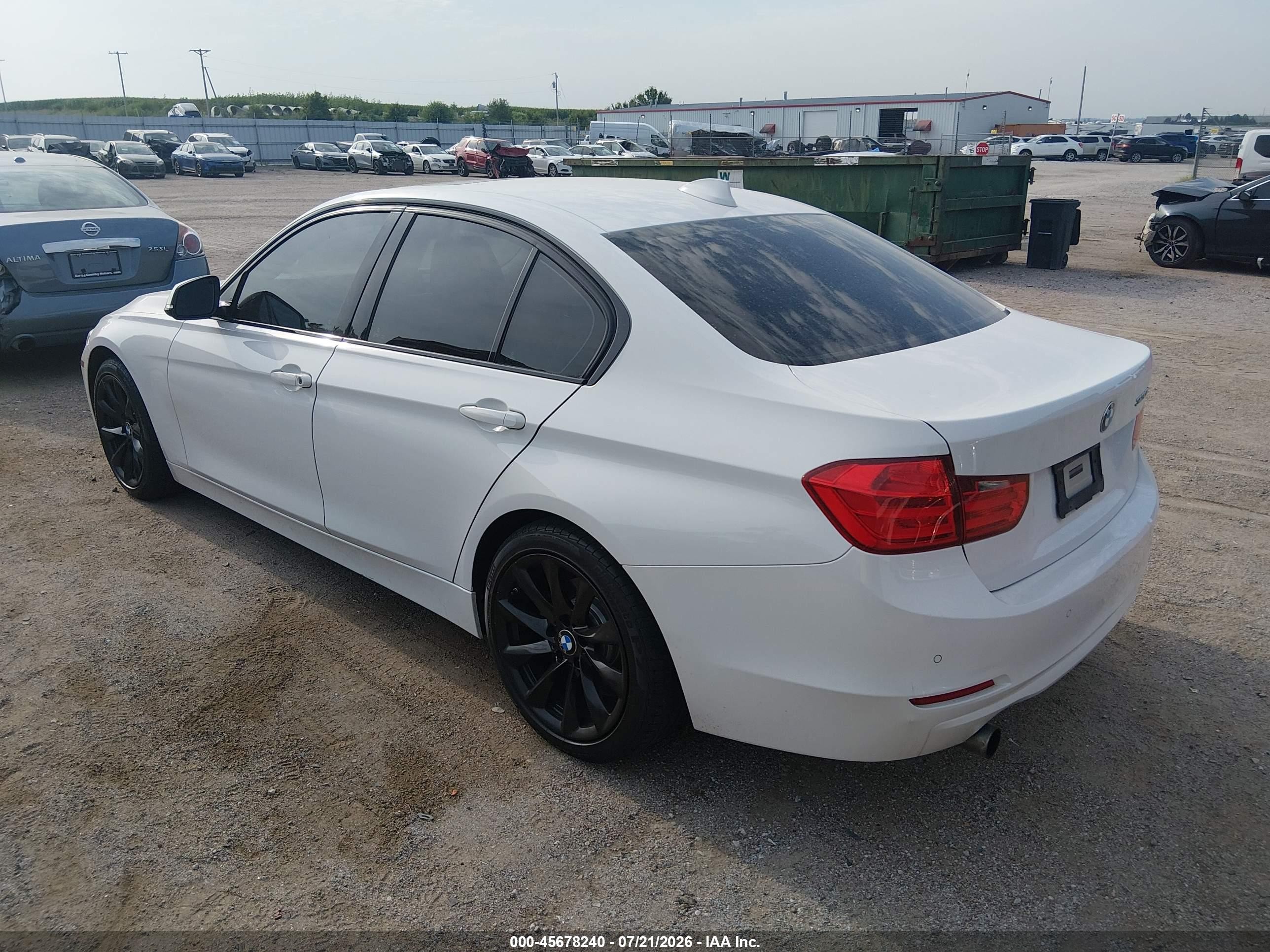 2015 Bmw 320i Xdrive White vin: WBA3C3G51FNT51869