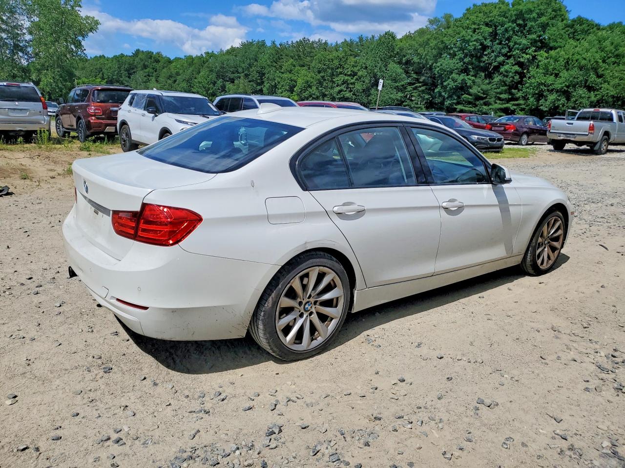 2015 Bmw 320 I Xdrive White vin: WBA3C3G51FNT53203