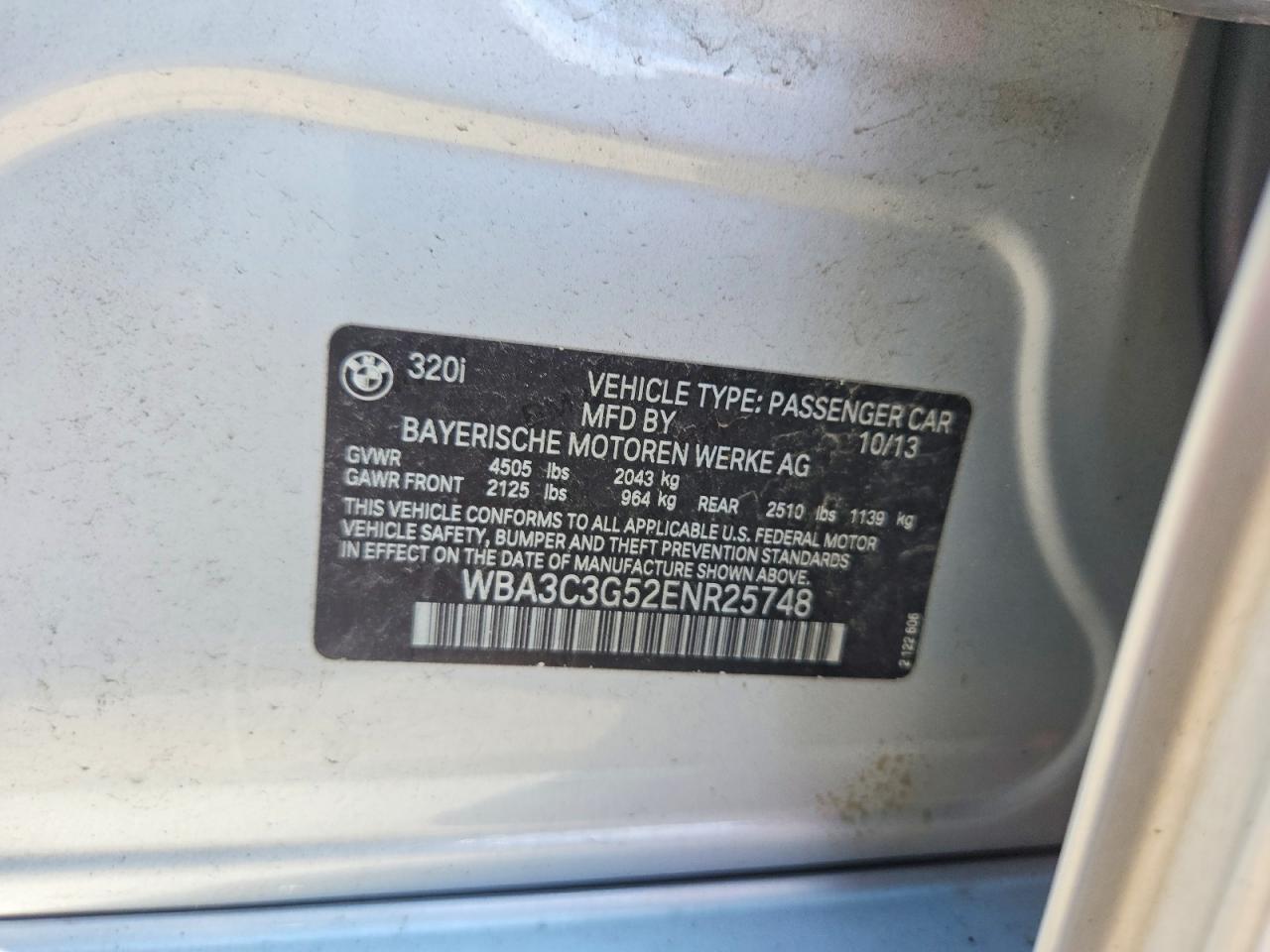 2014 Bmw 320 I Xdrive Серебряный vin: WBA3C3G52ENR25748