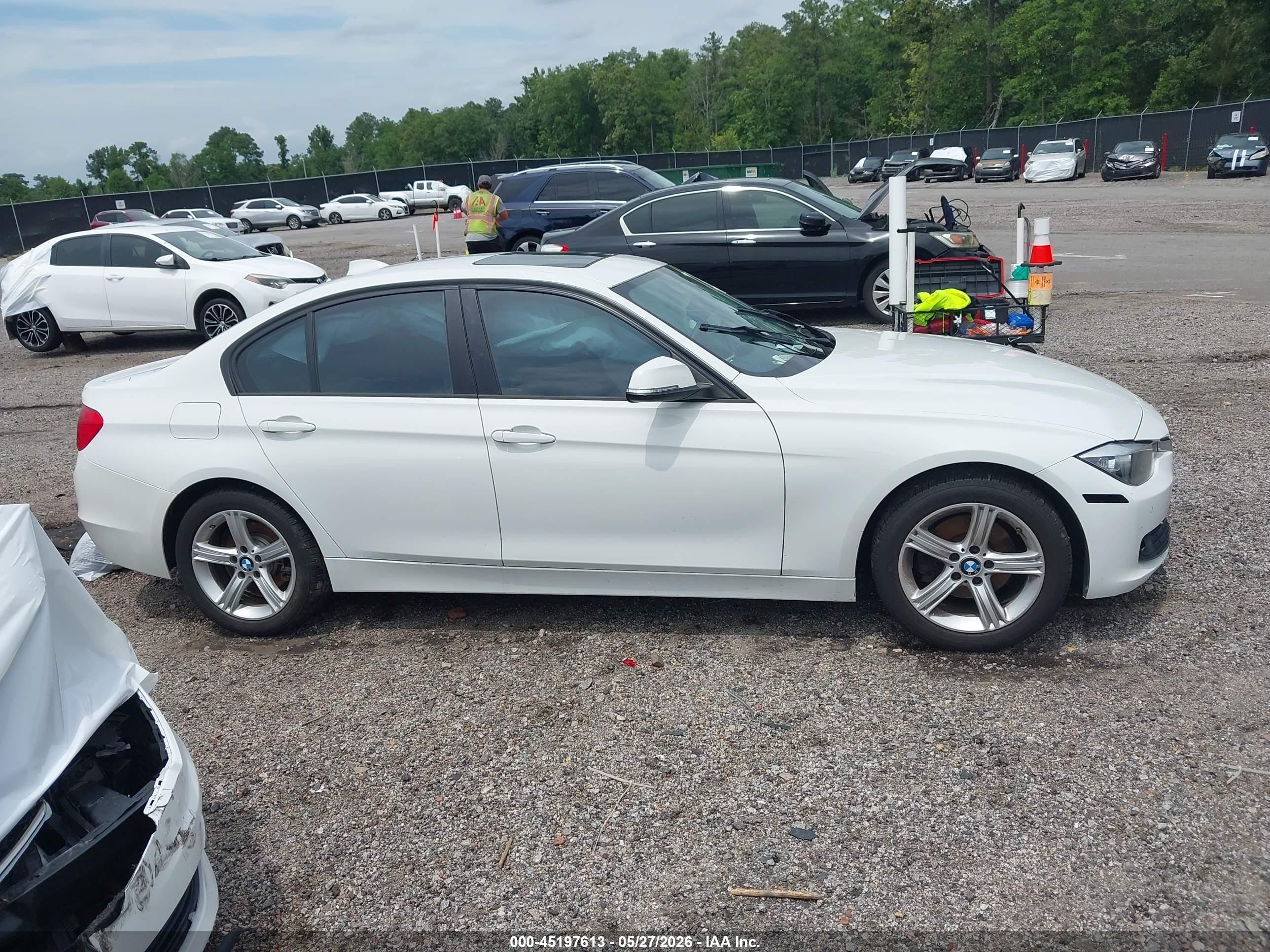 2015 Bmw 320i Xdrive White vin: WBA3C3G52FNT51265