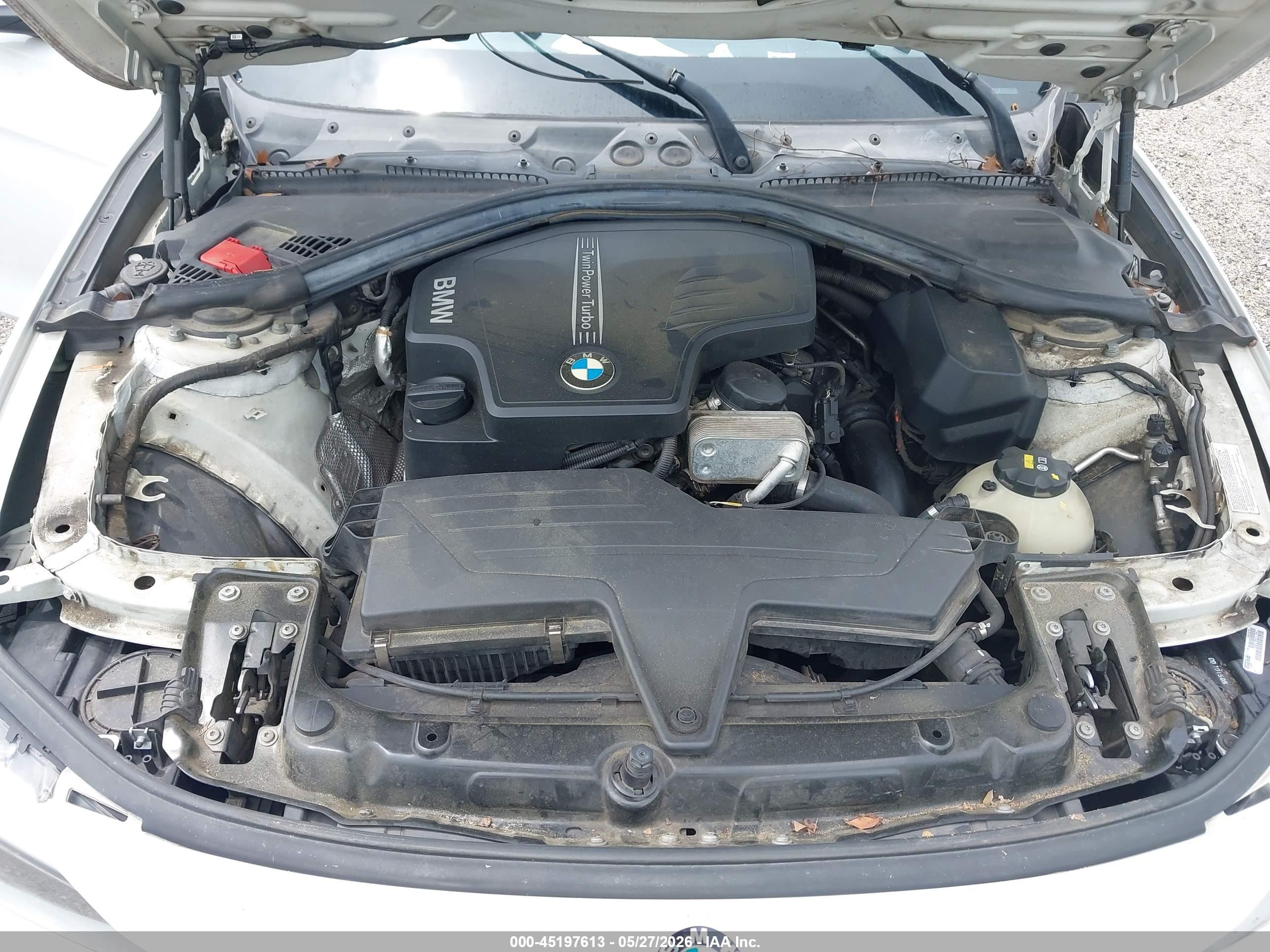 2015 Bmw 320i Xdrive White vin: WBA3C3G52FNT51265