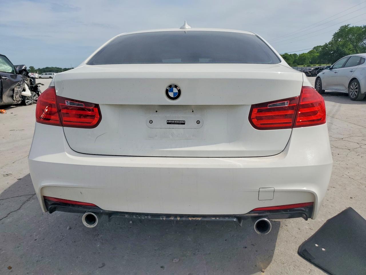 2014 Bmw 320 I Xdrive White vin: WBA3C3G53ENS72010