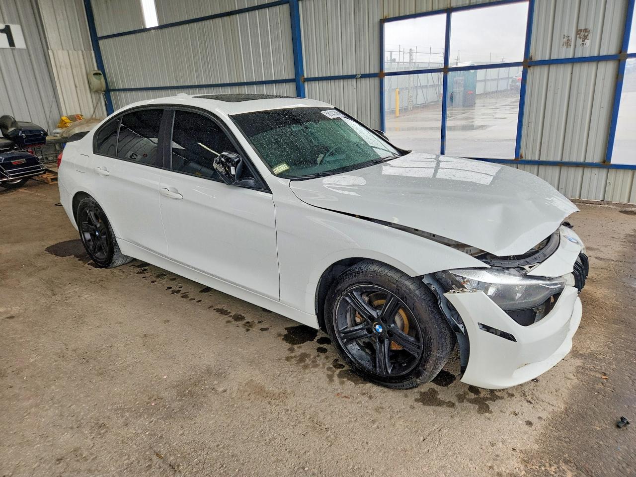 2015 Bmw 320 I Xdrive White vin: WBA3C3G53FNS73661