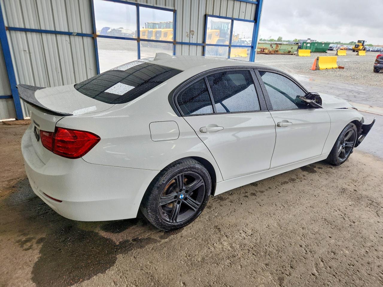 2015 Bmw 320 I Xdrive White vin: WBA3C3G53FNS73661