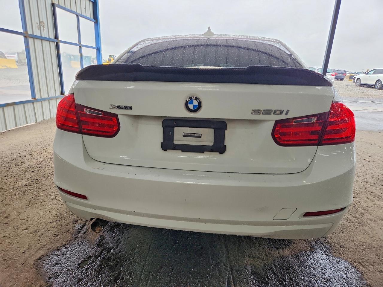 2015 Bmw 320 I Xdrive White vin: WBA3C3G53FNS73661