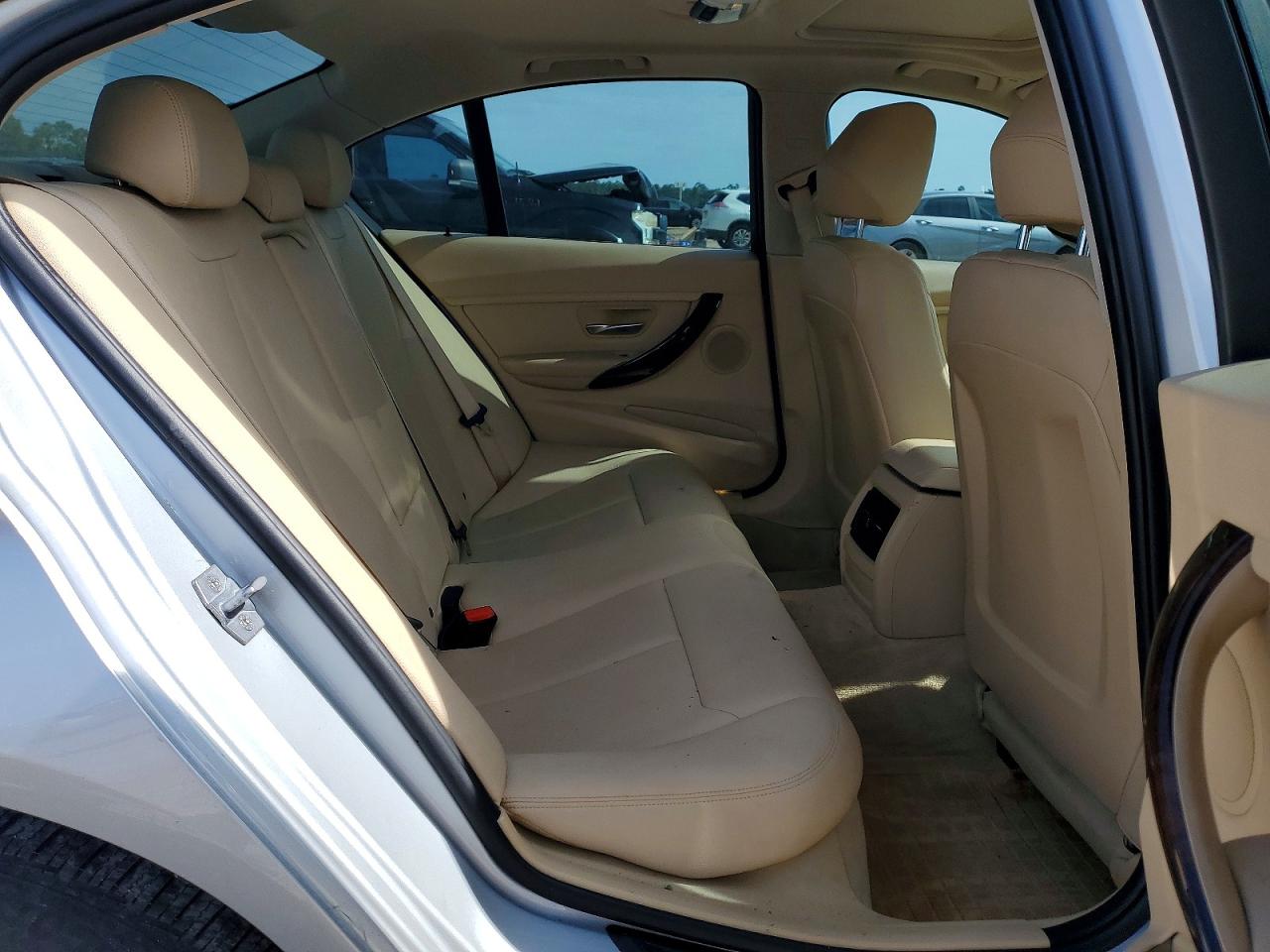 2014 Bmw 320 I Xdrive Silver vin: WBA3C3G54ENS67558