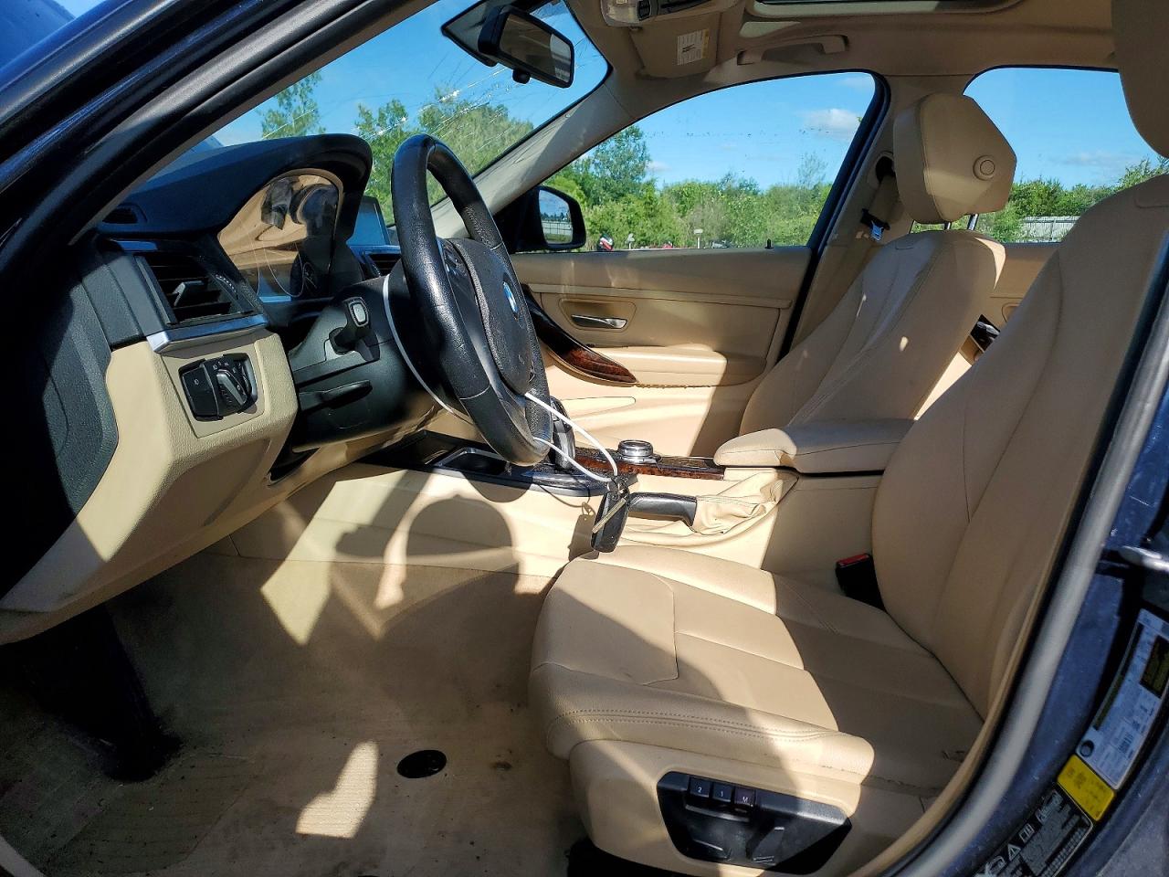 2014 Bmw 320 Blue vin: WBA3C3G54ENS70802