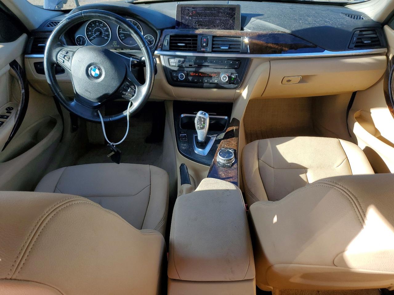 2014 Bmw 320 Blue vin: WBA3C3G54ENS70802