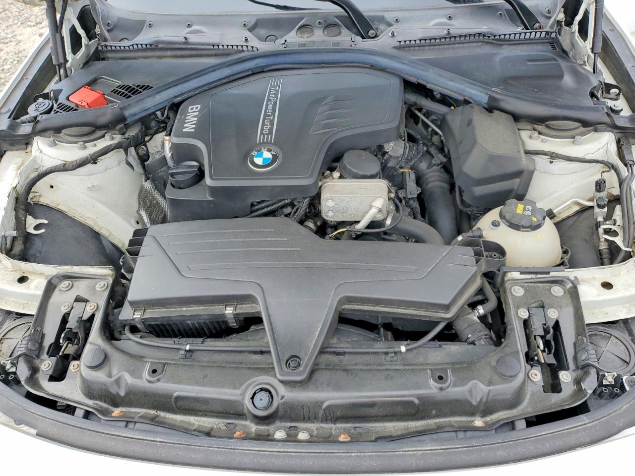 2015 Bmw 320 I Xdrive White vin: WBA3C3G54FNS76035