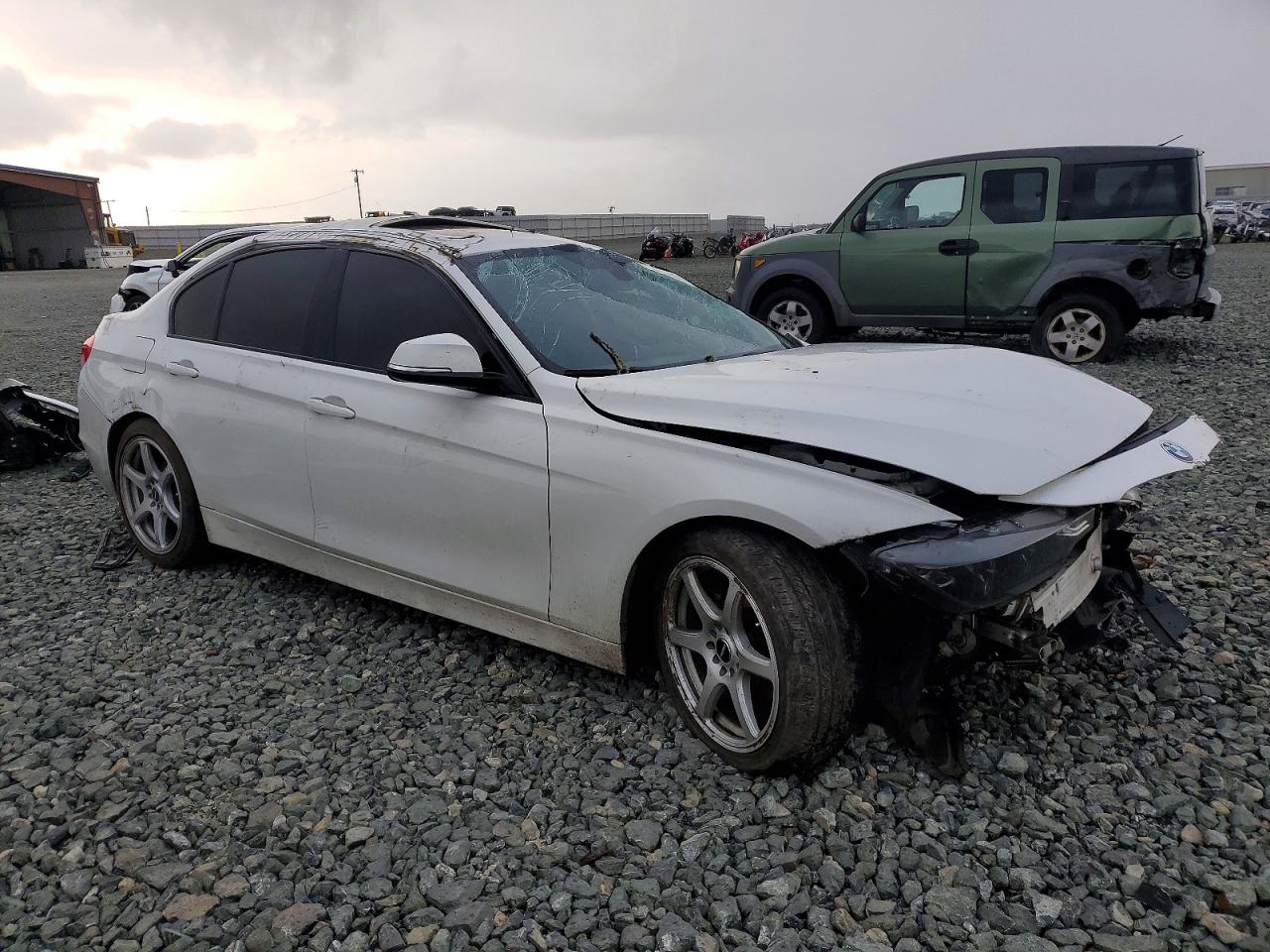 2015 Bmw 320 I Xdrive White vin: WBA3C3G54FNT52224