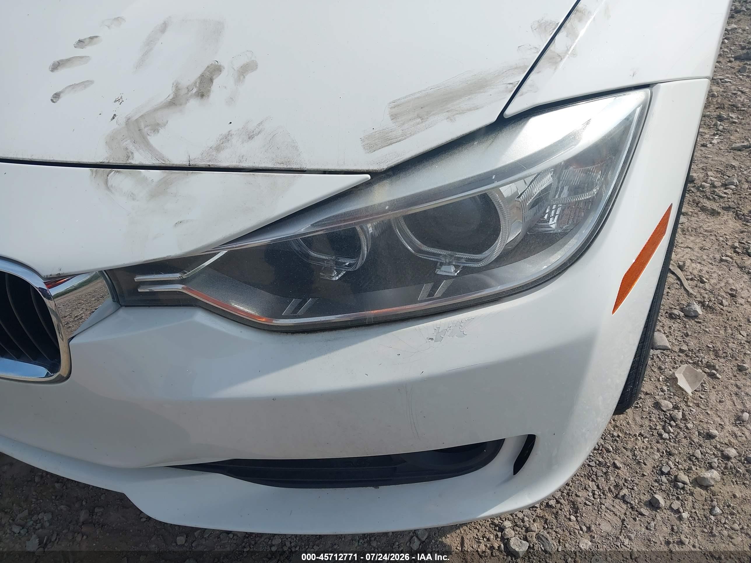 2015 Bmw 320i Xdrive White vin: WBA3C3G56FNS76232