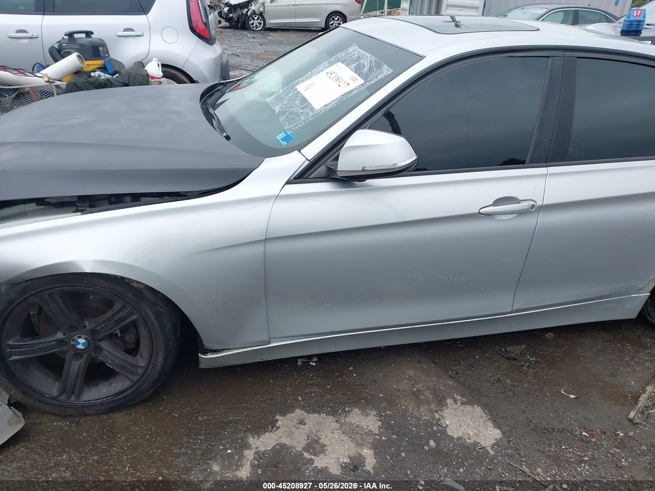 2015 Bmw 320i Xdrive Silver vin: WBA3C3G56FNT51429