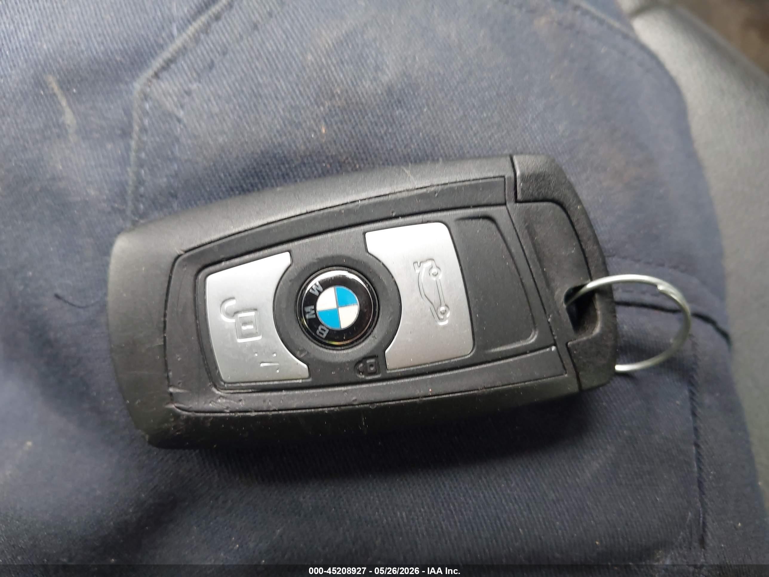 2015 Bmw 320i Xdrive Silver vin: WBA3C3G56FNT51429