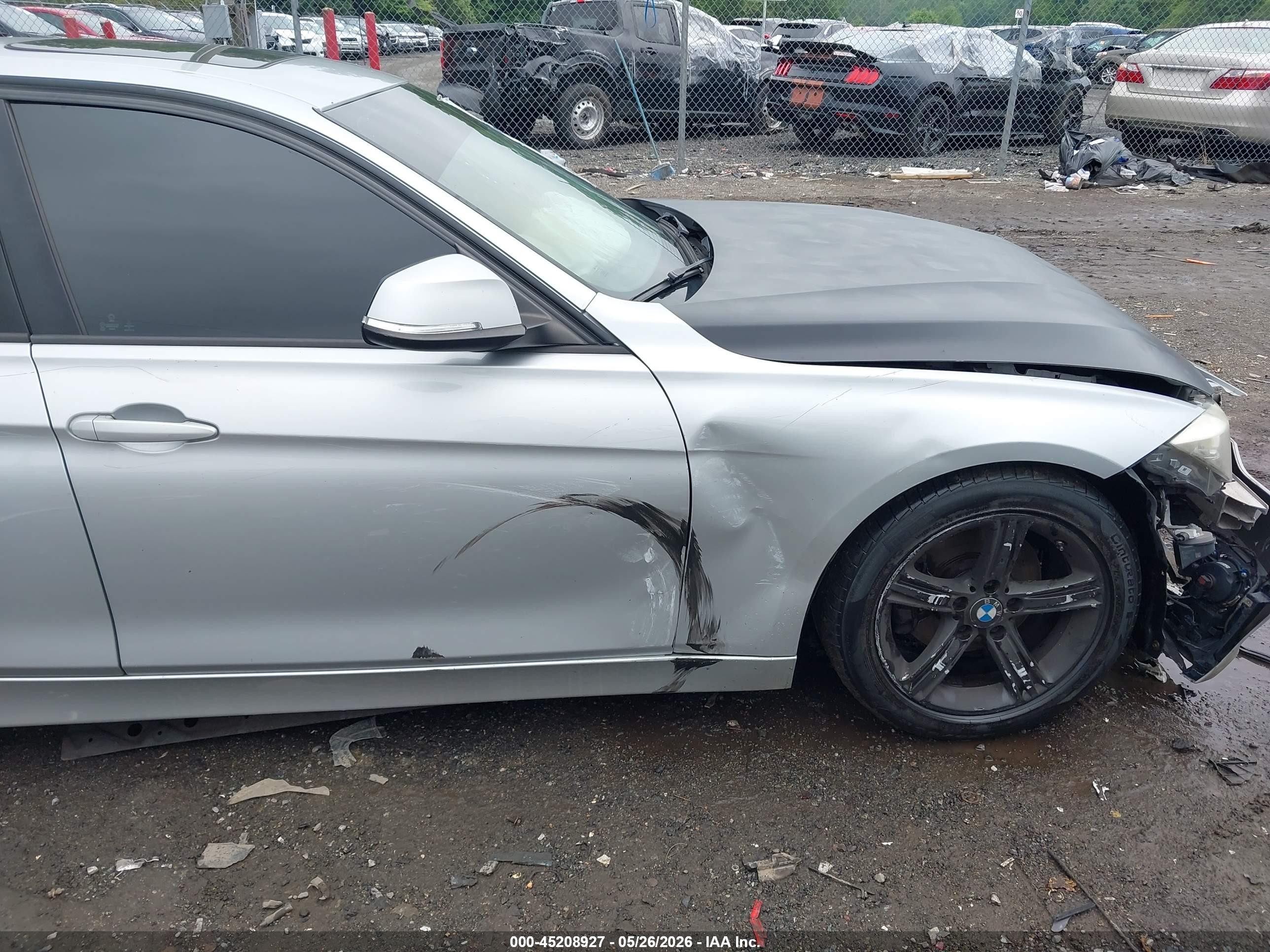 2015 Bmw 320i Xdrive Silver vin: WBA3C3G56FNT51429