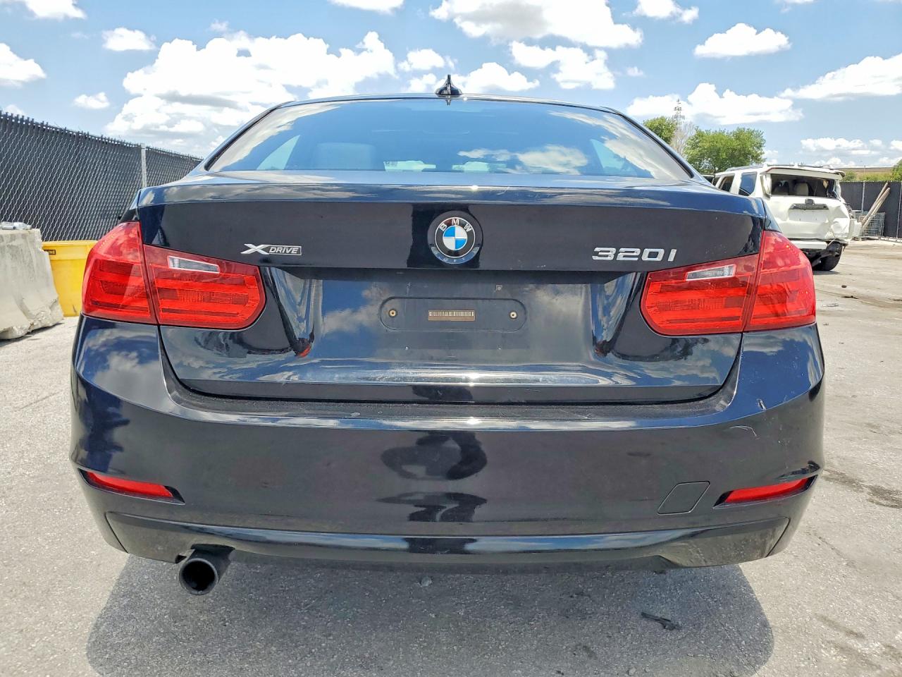 2014 Bmw 320 I Xdrive Black vin: WBA3C3G57ENS68073